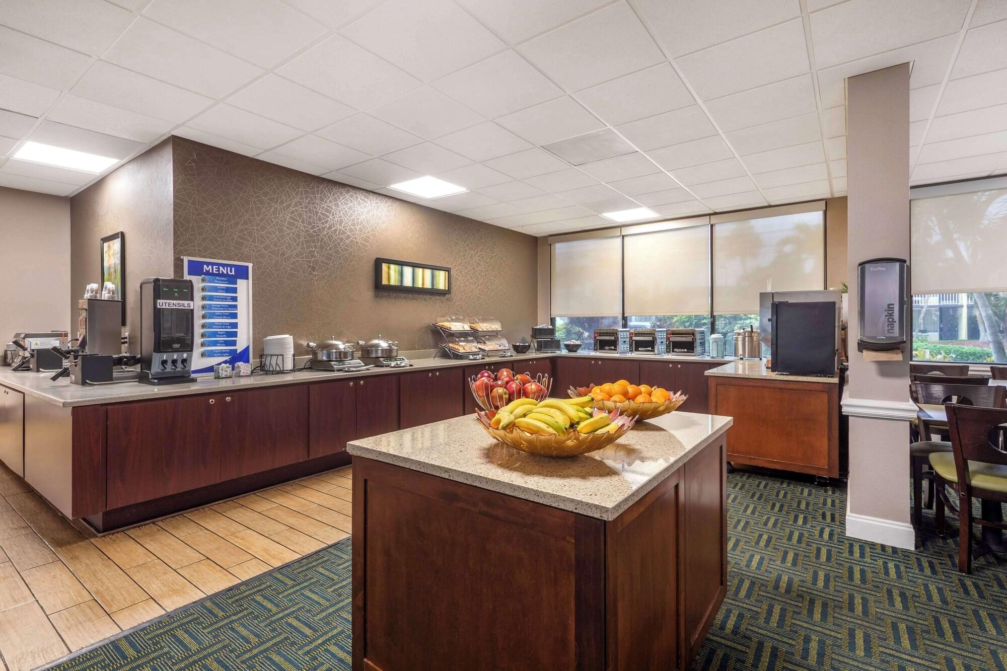 Restaurant Best Western Cocoa Beach - Port Canaveral