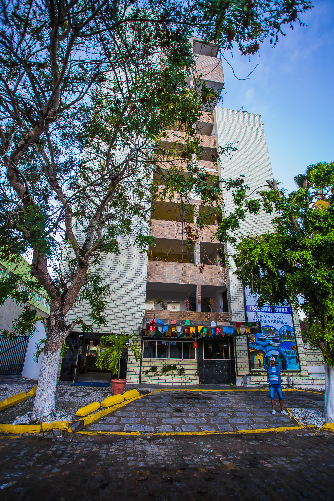 Vista Exterior Hotel Campina Plus