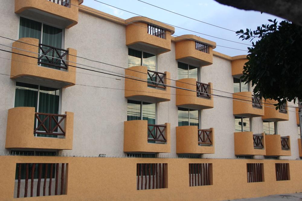 Vista Exterior Hotel Palapa Palace