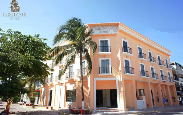 Los Itzaes - Hoteles cerca de Parque Xcaret, México en Playa del Carmen