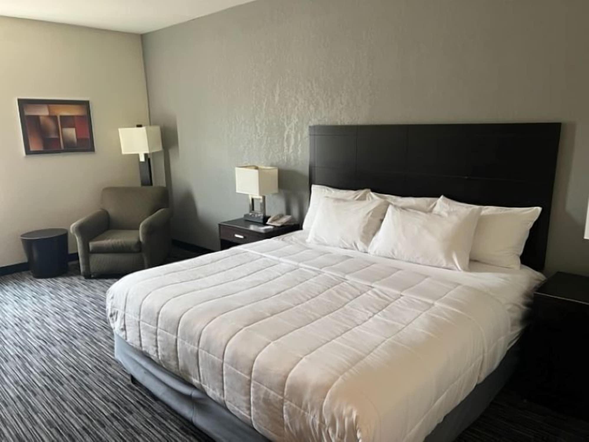 Habitación American Inn and Suites Houghton Lake
