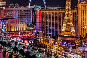Actividad - Entrada a la Torre Eiffel del hotel Paris Las Vegas