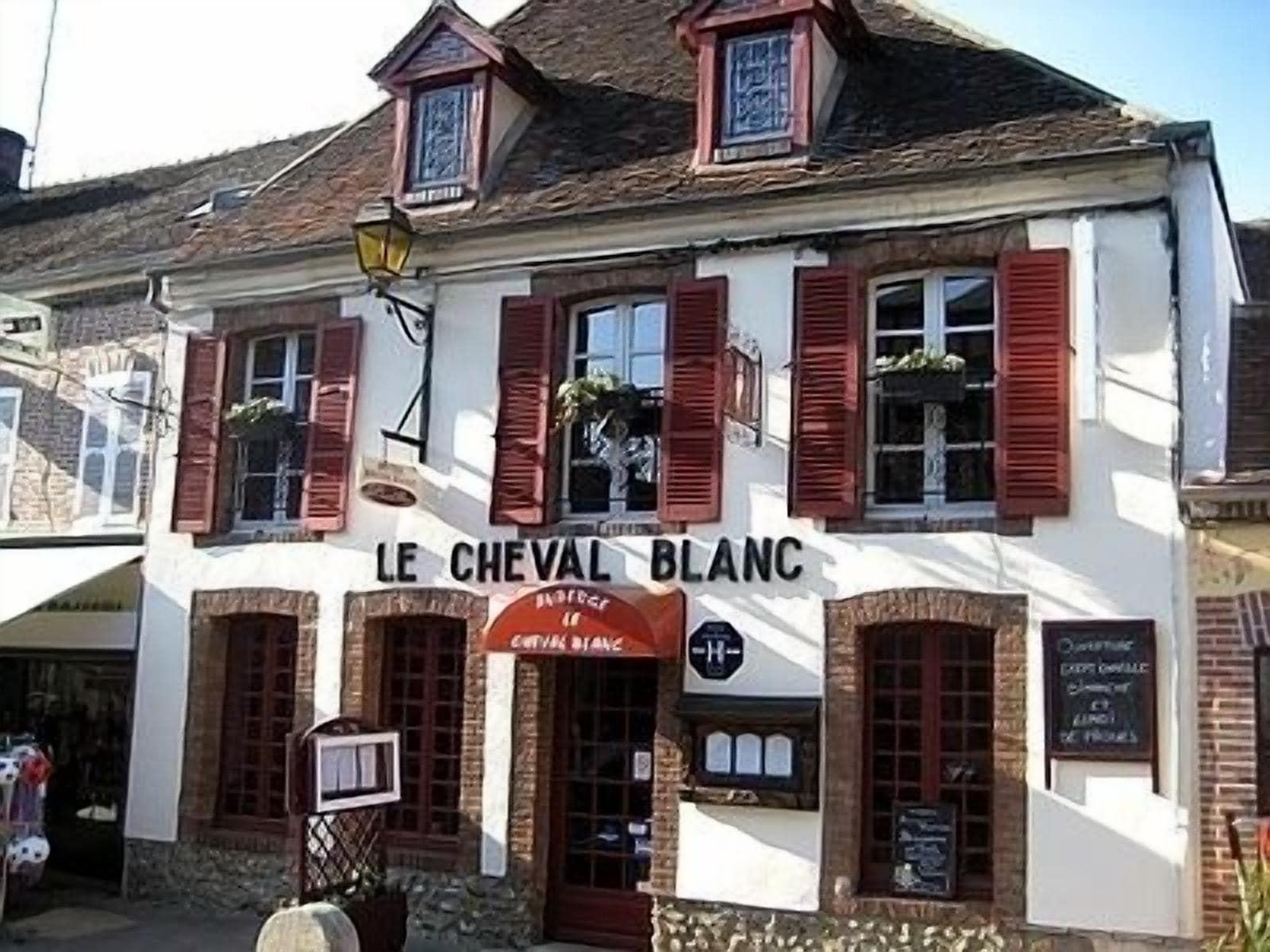 Varios Hotel Restaurant le Cheval Blanc