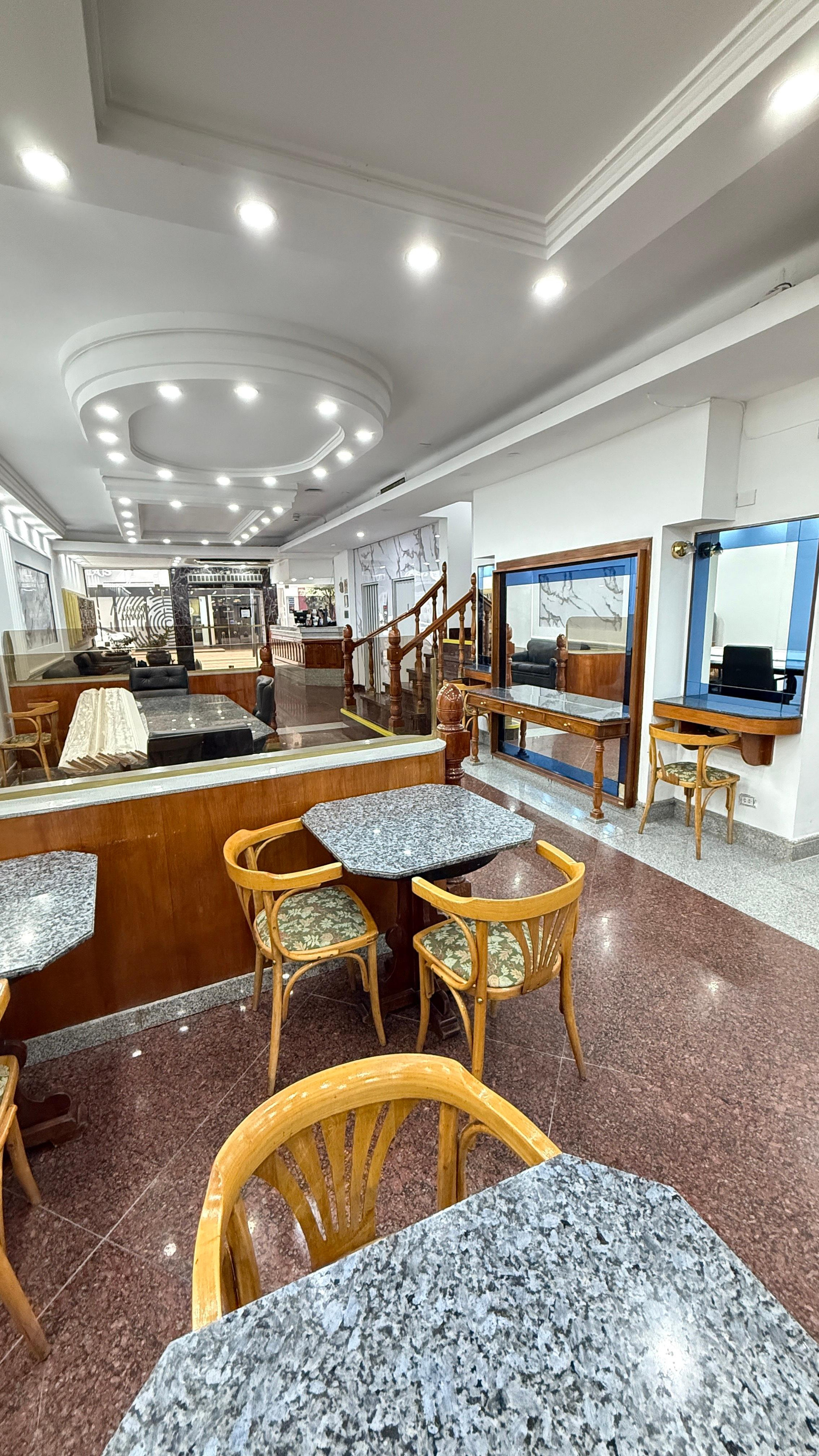 Restaurant Diplomat Hotel