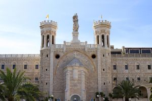 Alojamiento - Notre Dame Center Guest House