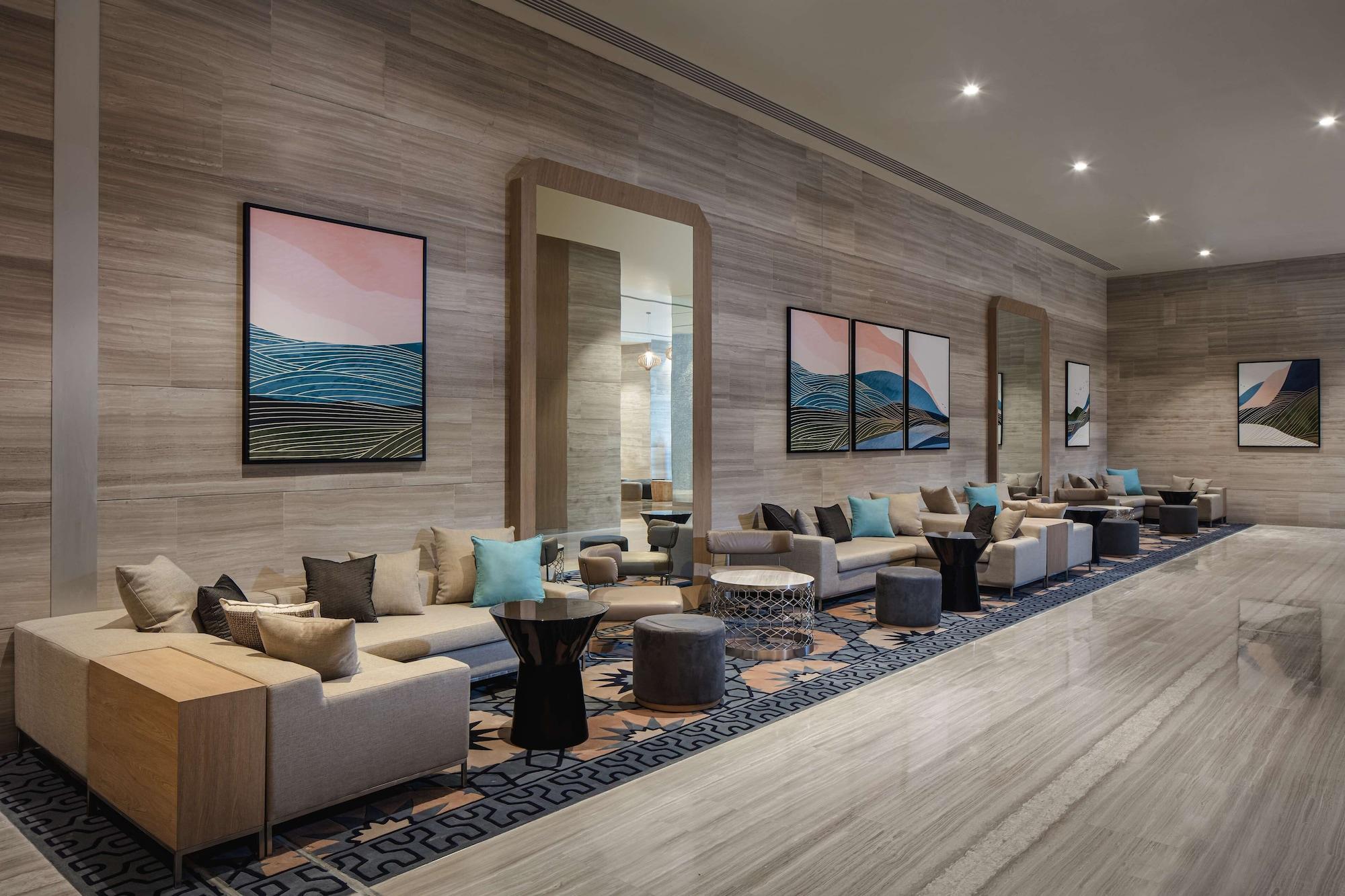 Vista Lobby Doubletree By Hilton Fujairah City