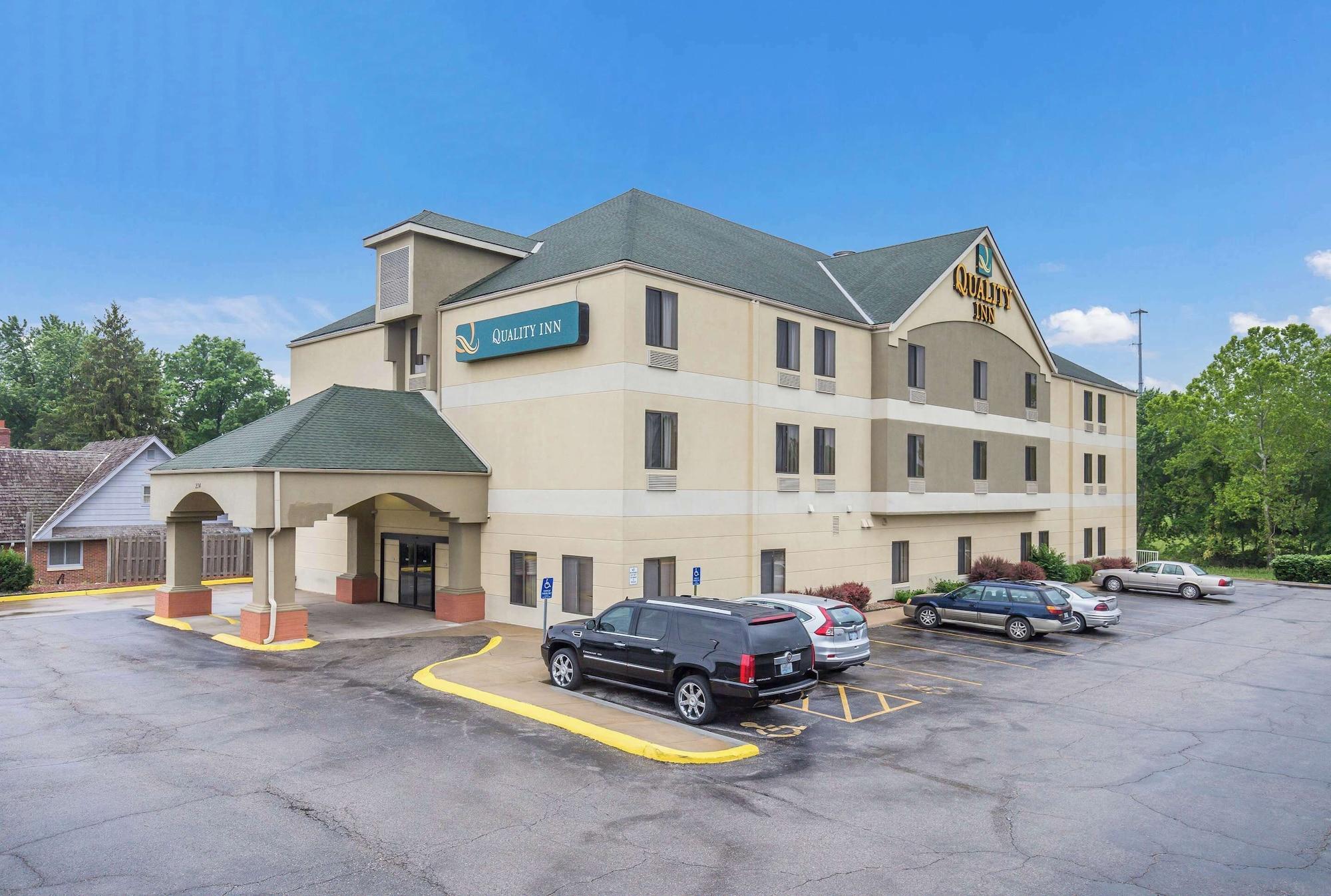 Vista Exterior Quality Inn I-70 Near Kansas Speedway