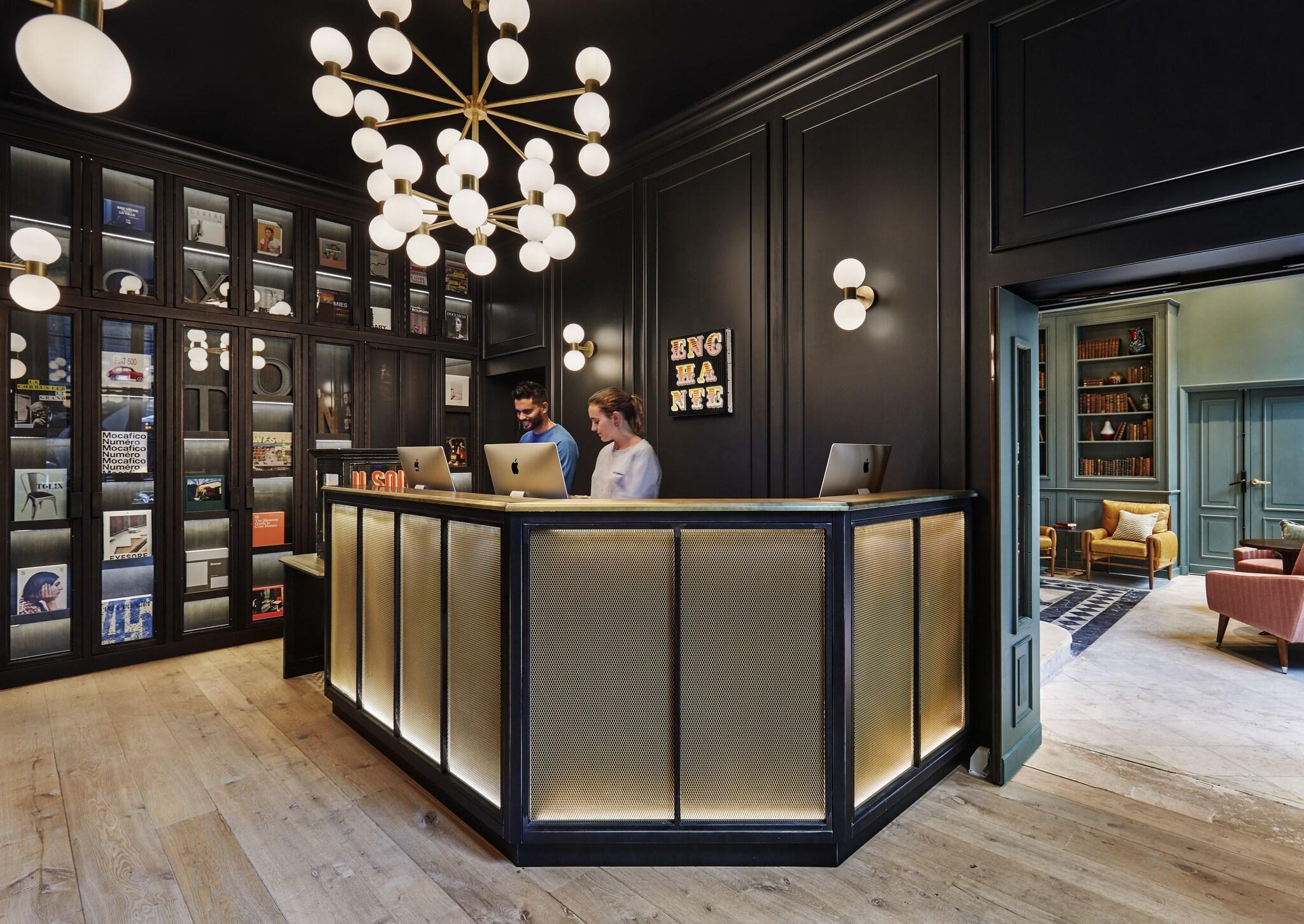 Instalaciones Recreativas The Hoxton Paris
