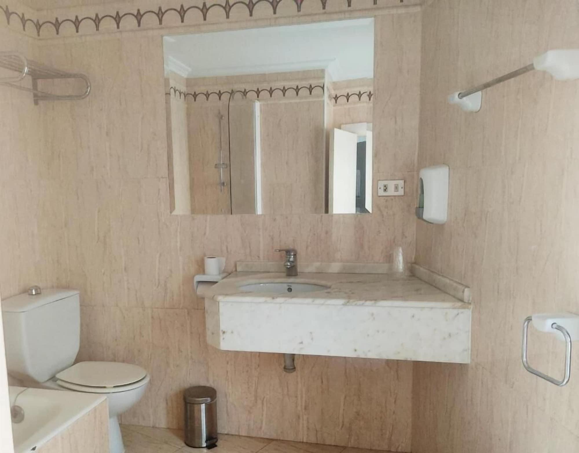 Equipamiento de Habitación HOTEL LAUAXETA MUNGUIA