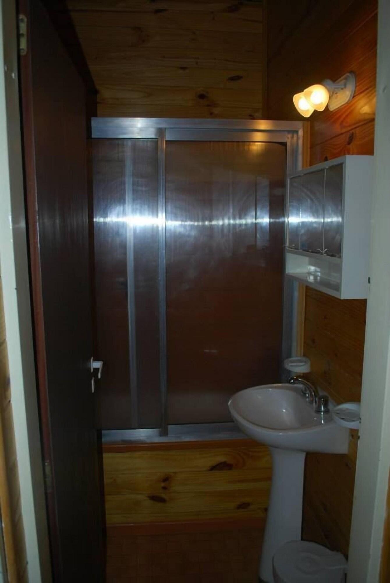 Equipamiento de Habitación Sasha Motel Familiar