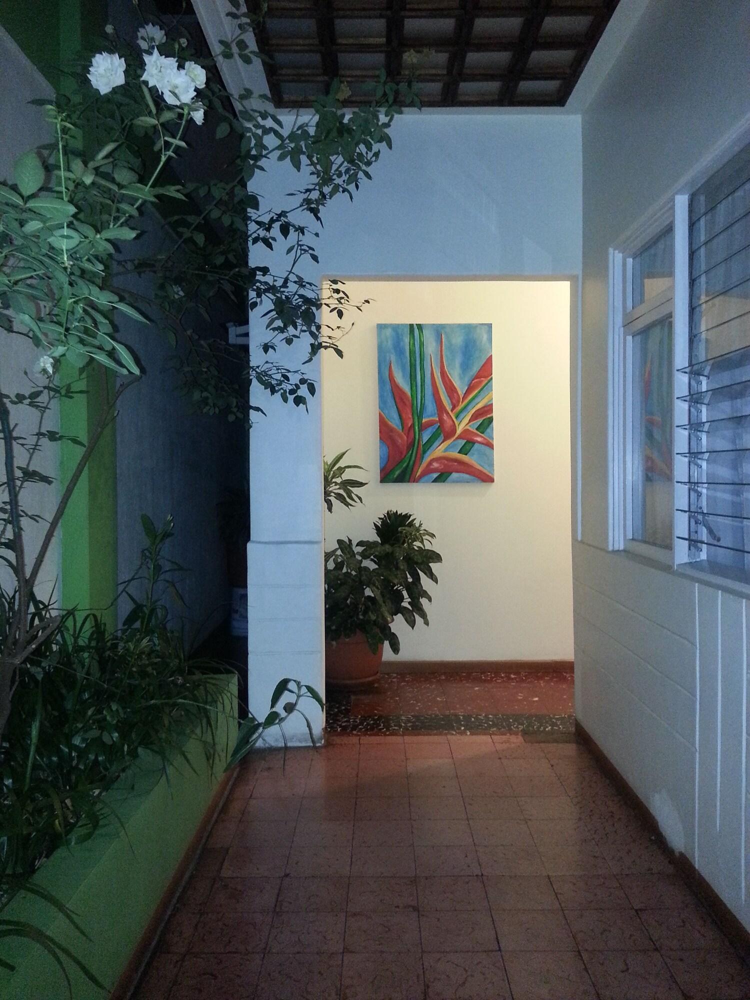 Vista Lobby Hotel La Guaria Inn & Suites