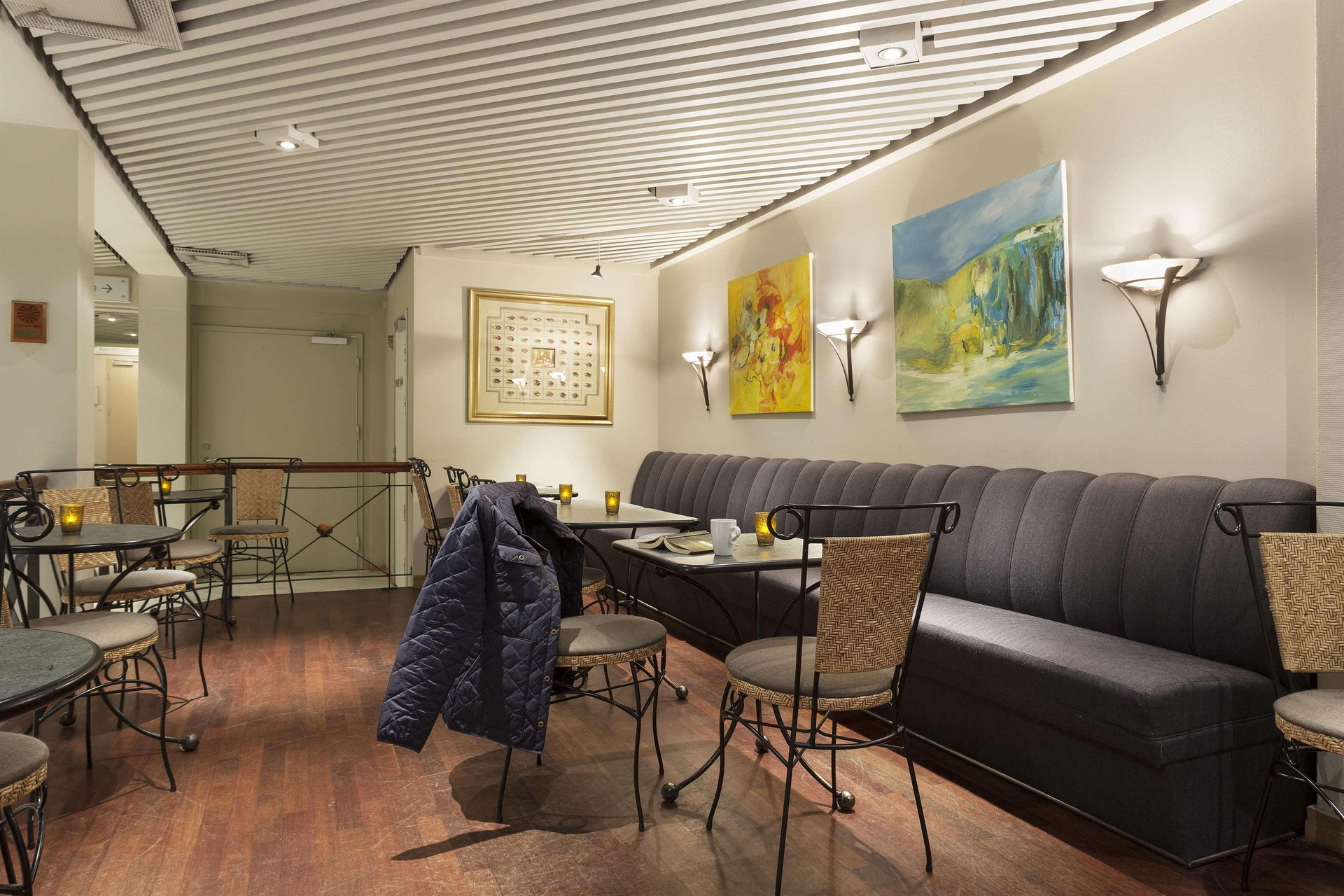 Vista Lobby Scandic Sunnfjord Hotel & Spa