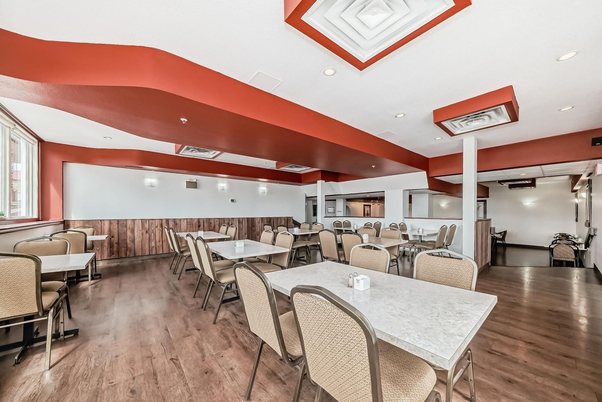 Restaurant Grande Cache Inn and Suites