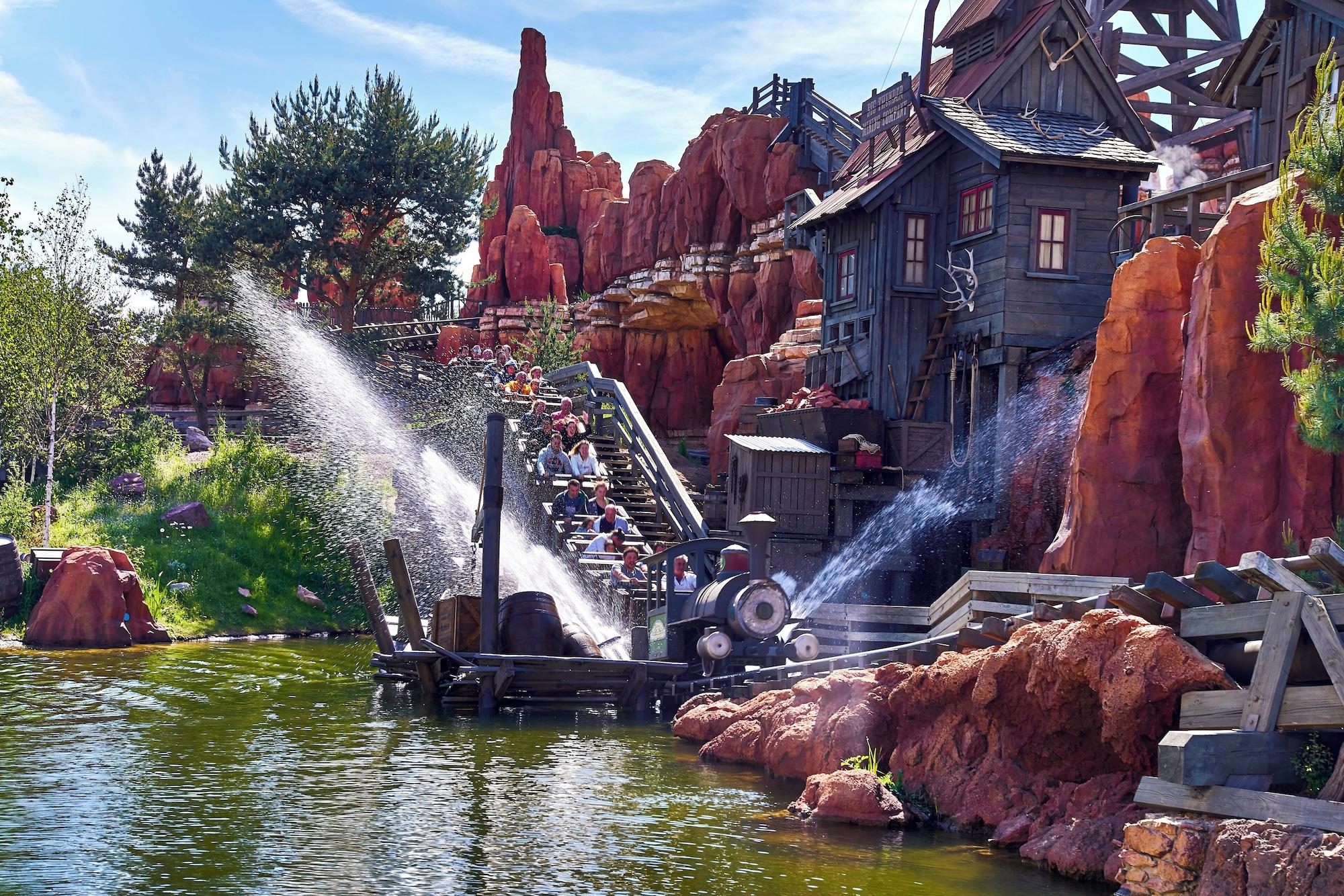 Vista Exterior Disney Hotel Cheyenne
