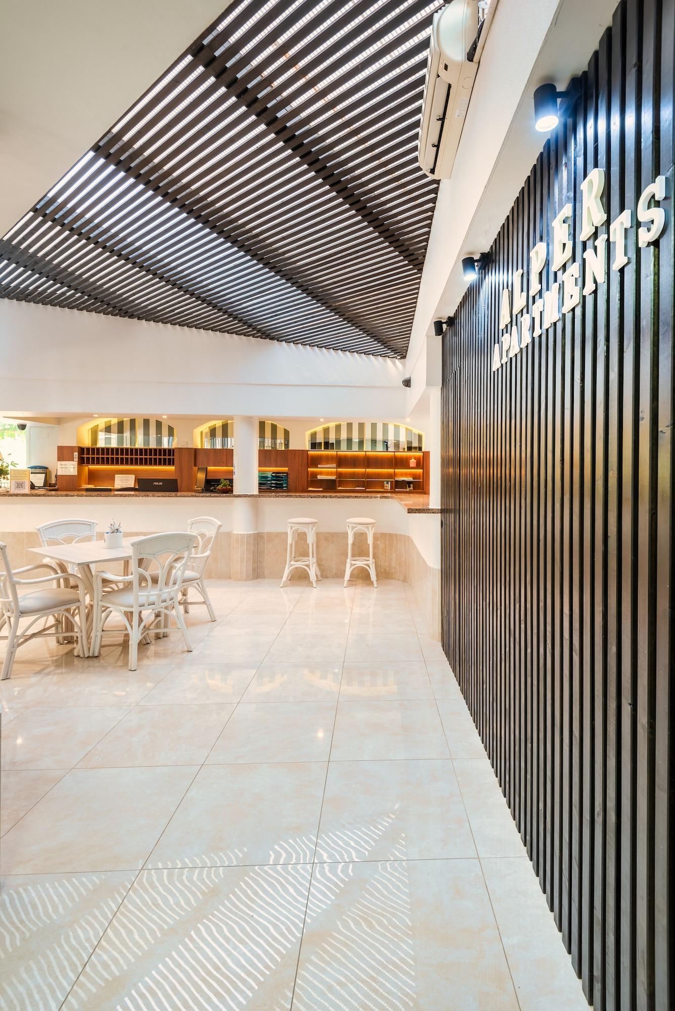 Vista Lobby Alper Apartments