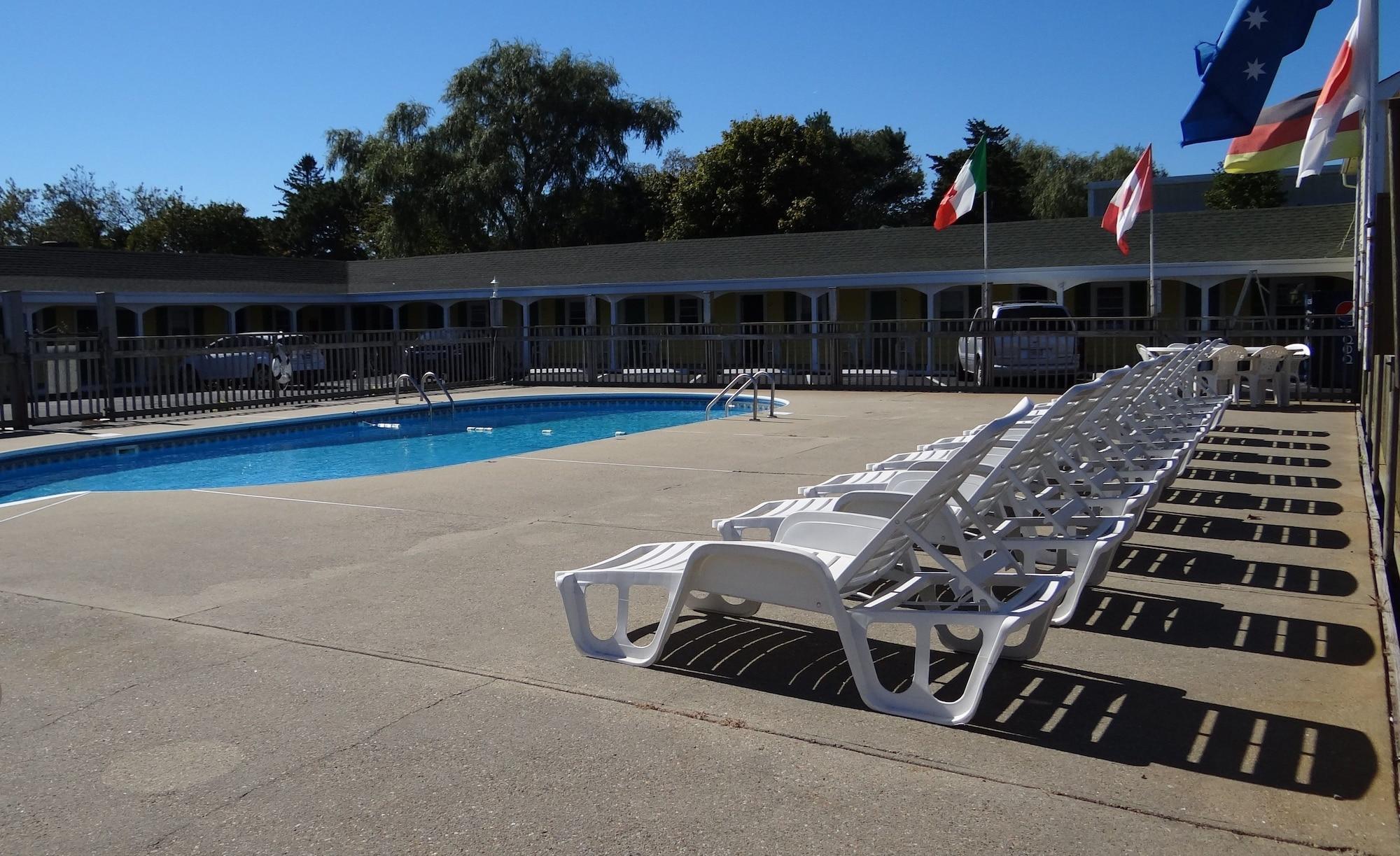 Vista Piscina Jonathan Edwards Motel
