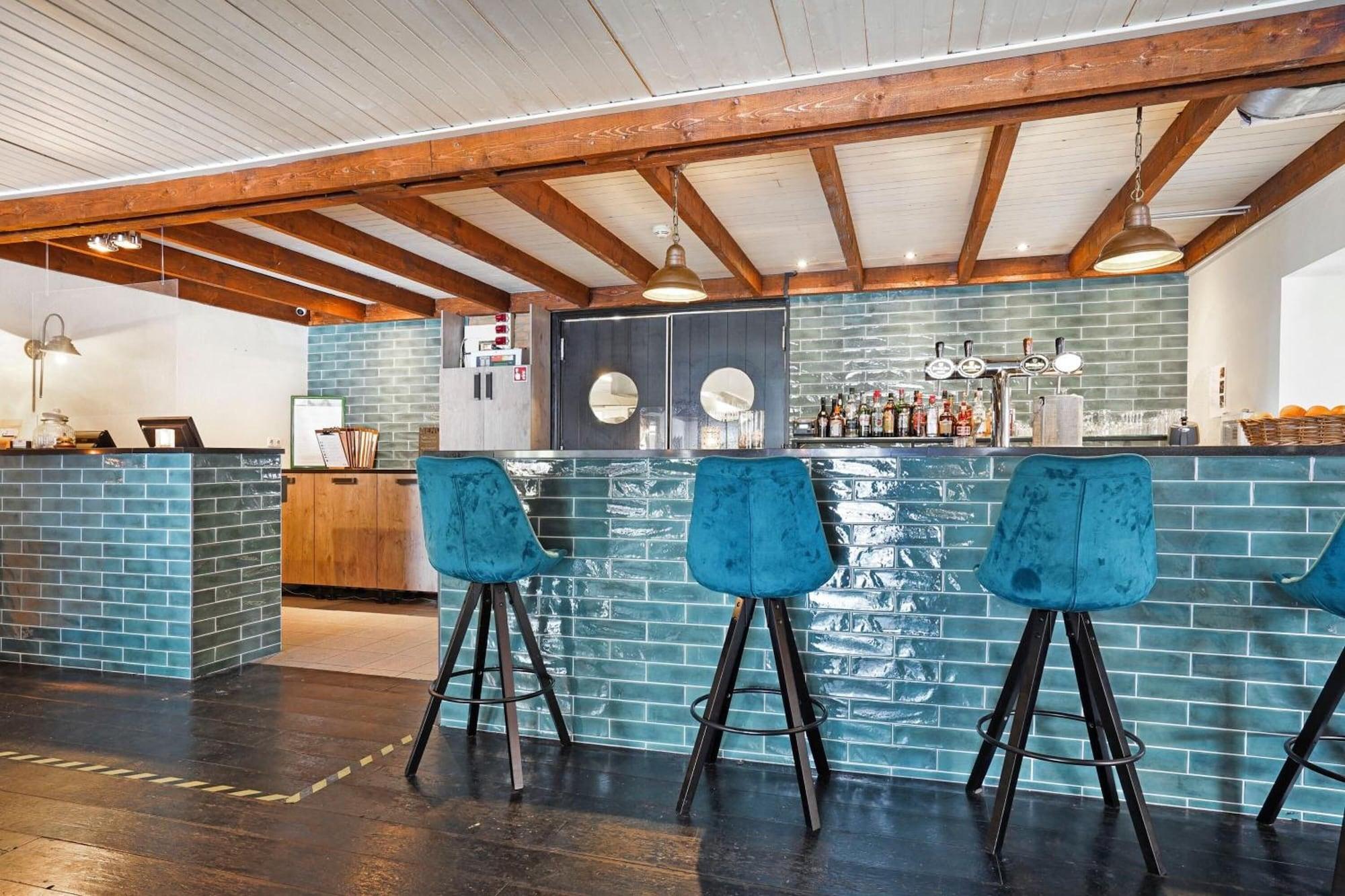 Bar/Salón Auberge de Hilver