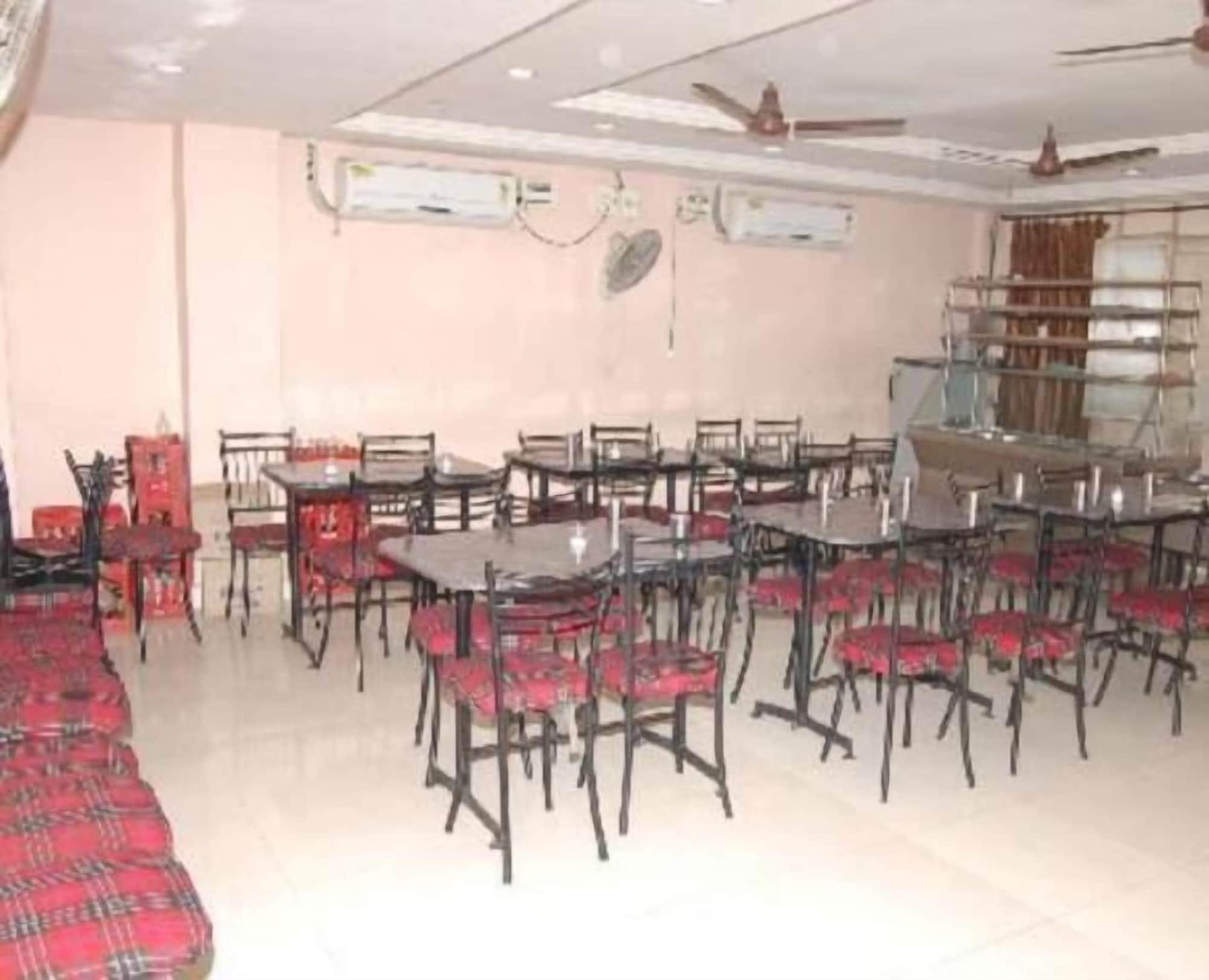 Restaurant Hotel Maya Deluxe