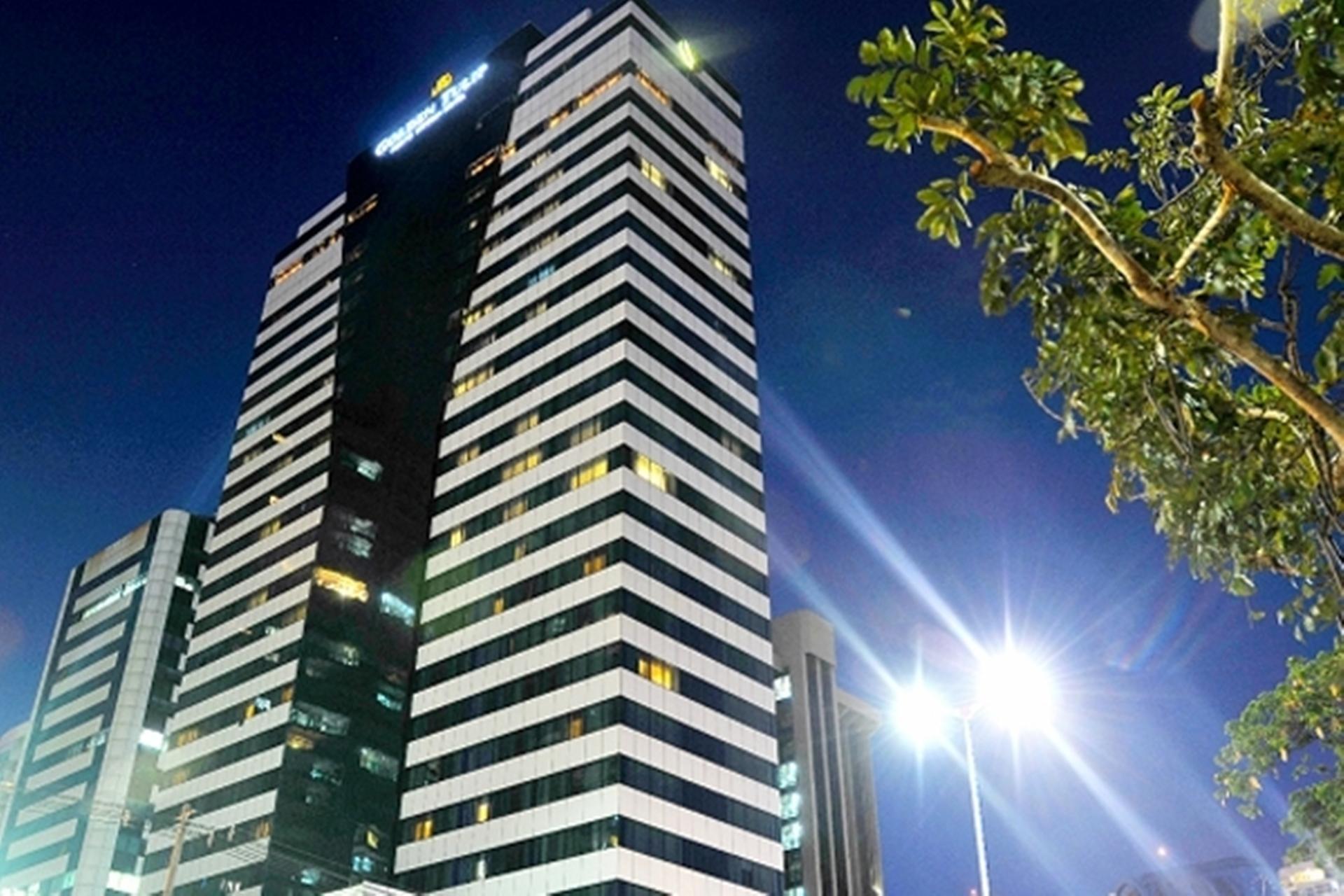 Vista Exterior Golden Tulip Porto Vitória Hotel