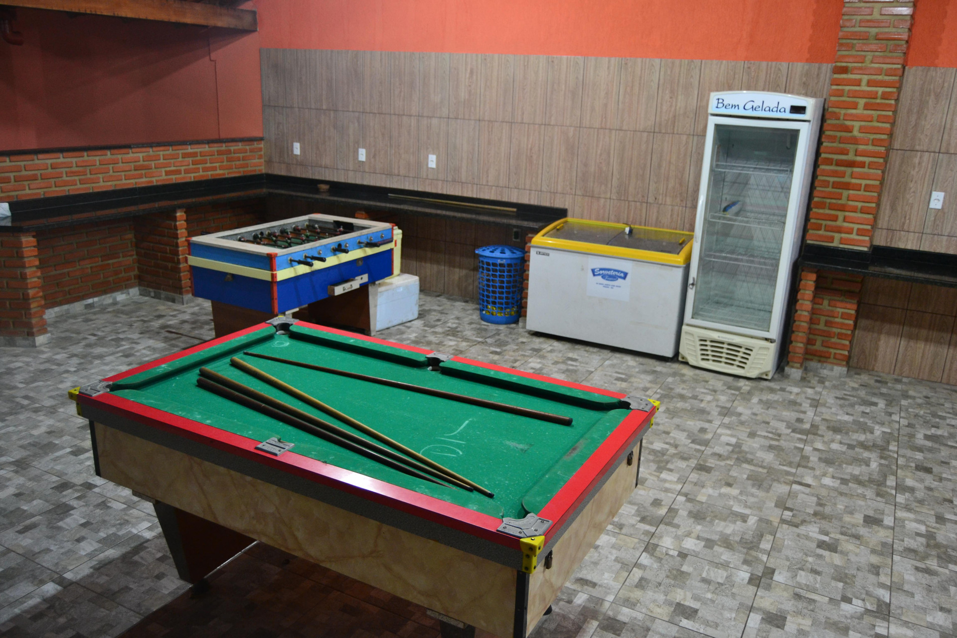 Bar/Salón Pousada Tropical