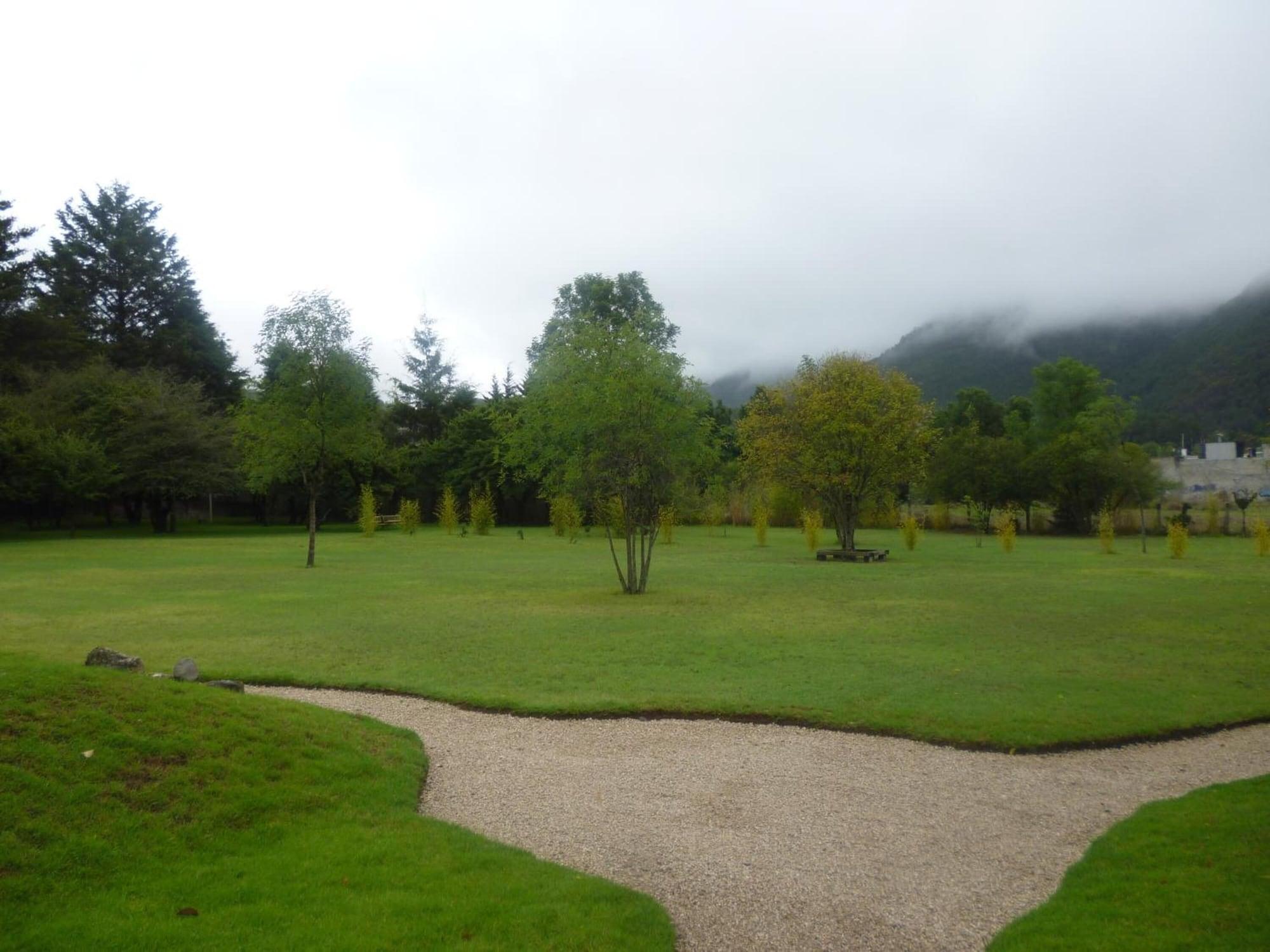 Campo de Golf Hotel Bosques del Sol Suites