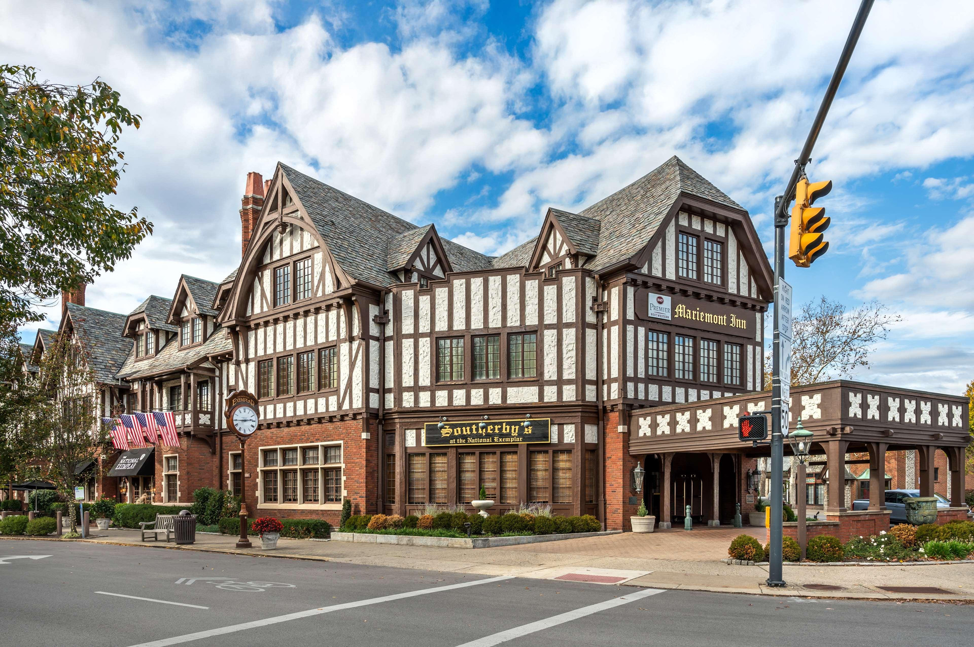 Vista Exterior Best Western Premier Mariemont Inn