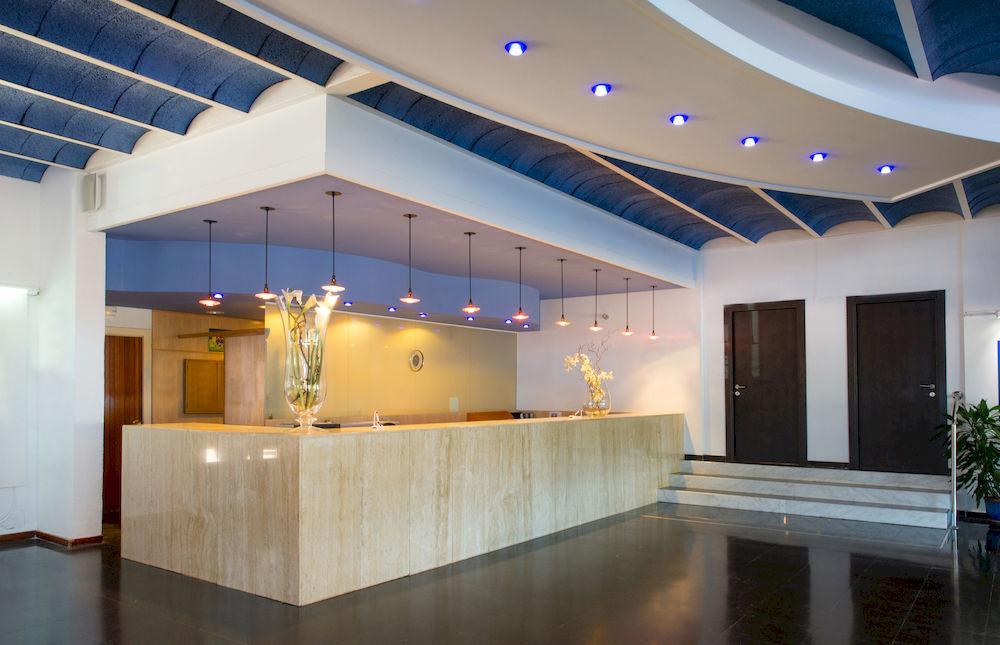 Vista Lobby Hotel Galeón