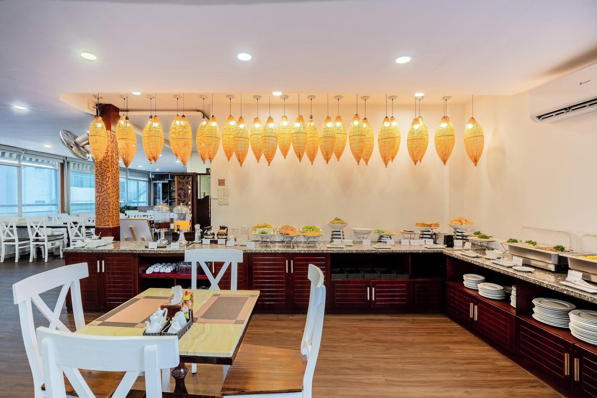 Restaurant A25 Premium Hotel - 20 Bui Thi Xuan