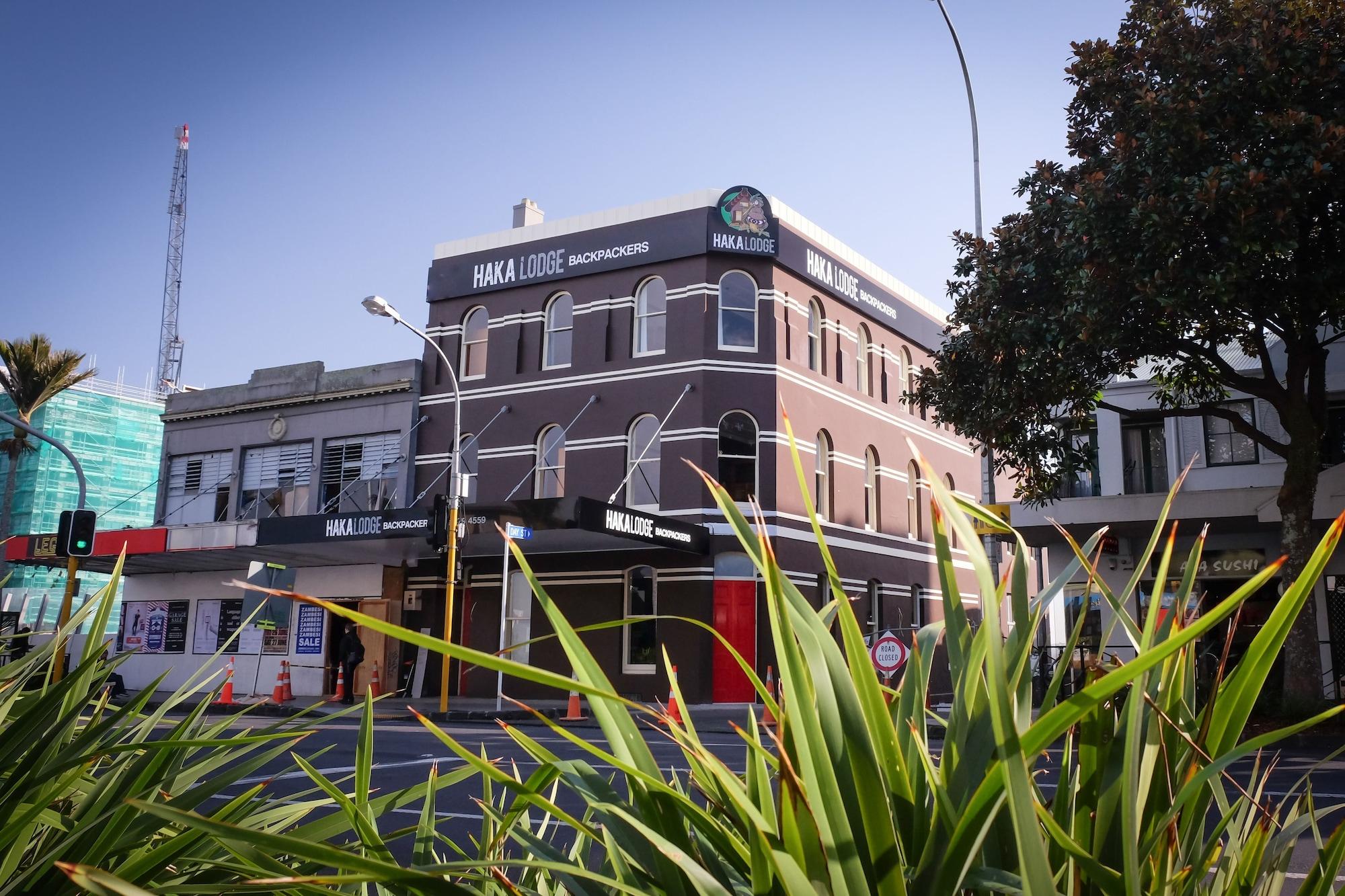 Vista Exterior Haka House Auckland K’ Road