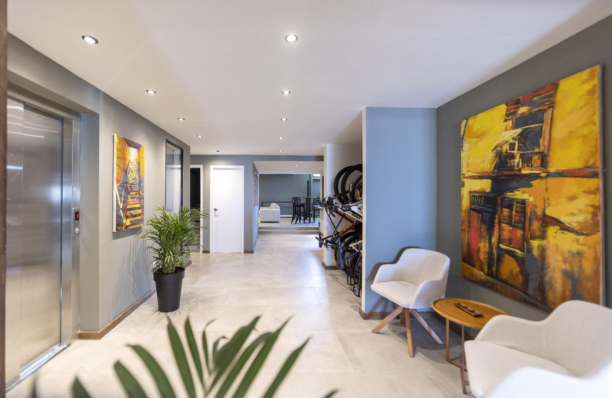Varios Nobile Hotel Montoya