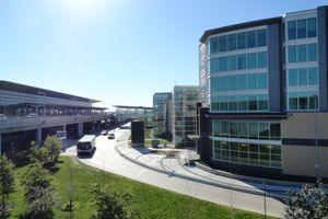 Alojamiento - The Grand Winnipeg Airport Hotel by Lakeview