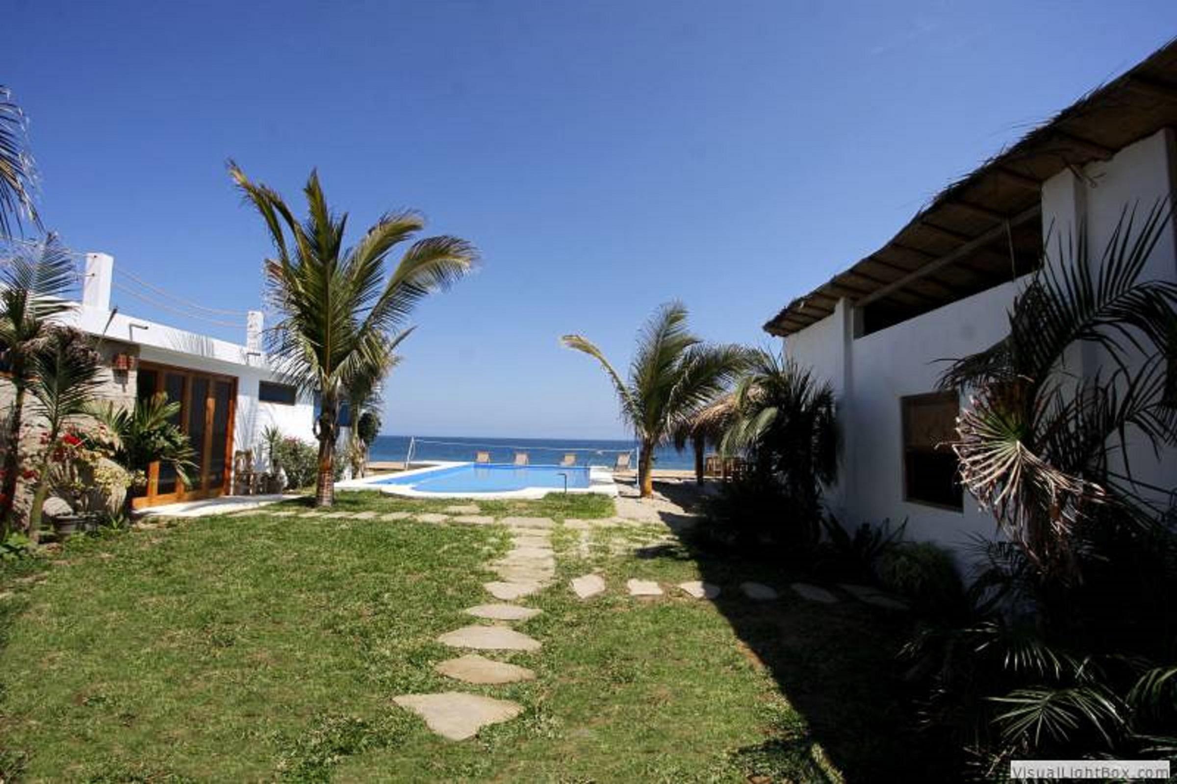 Playa Los Cocos de Vichayito
