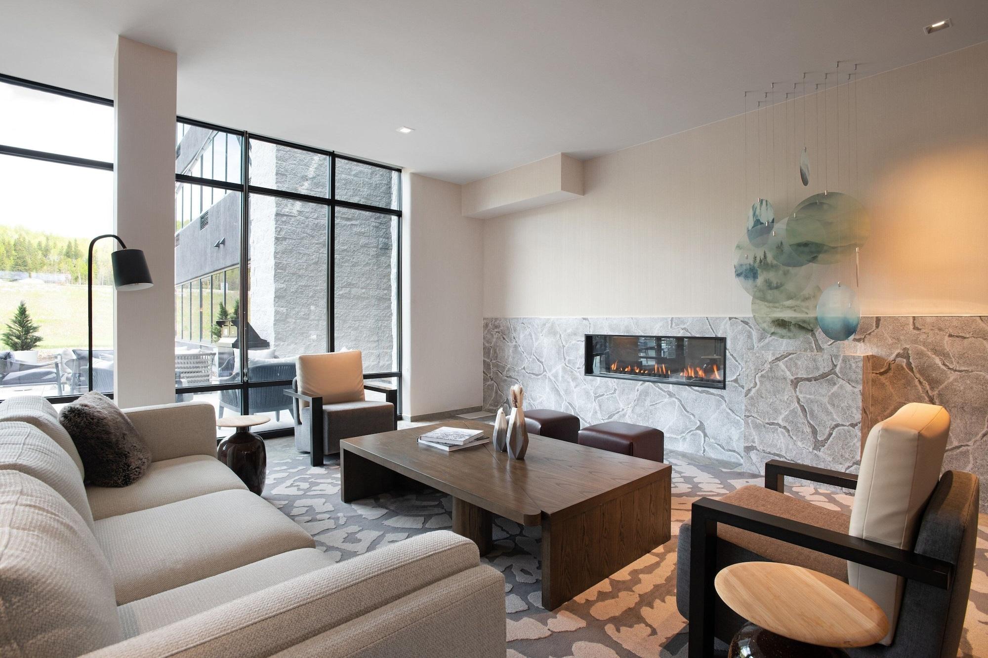 Vista Lobby AC Hotel Frisco Colorado