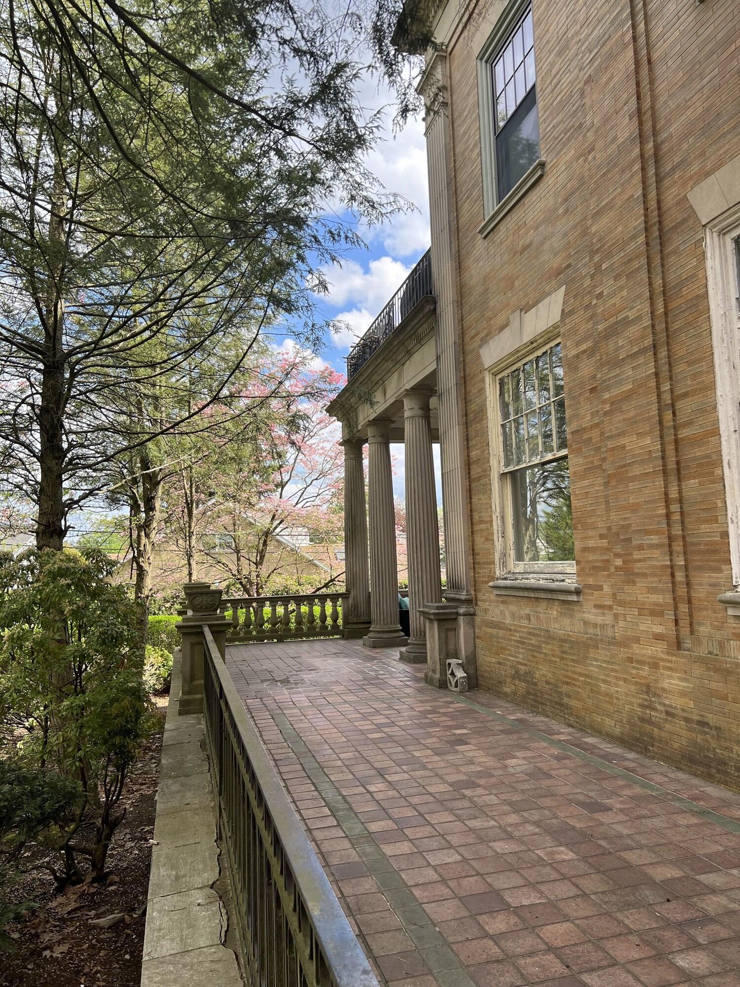 Vista Exterior The Dery House