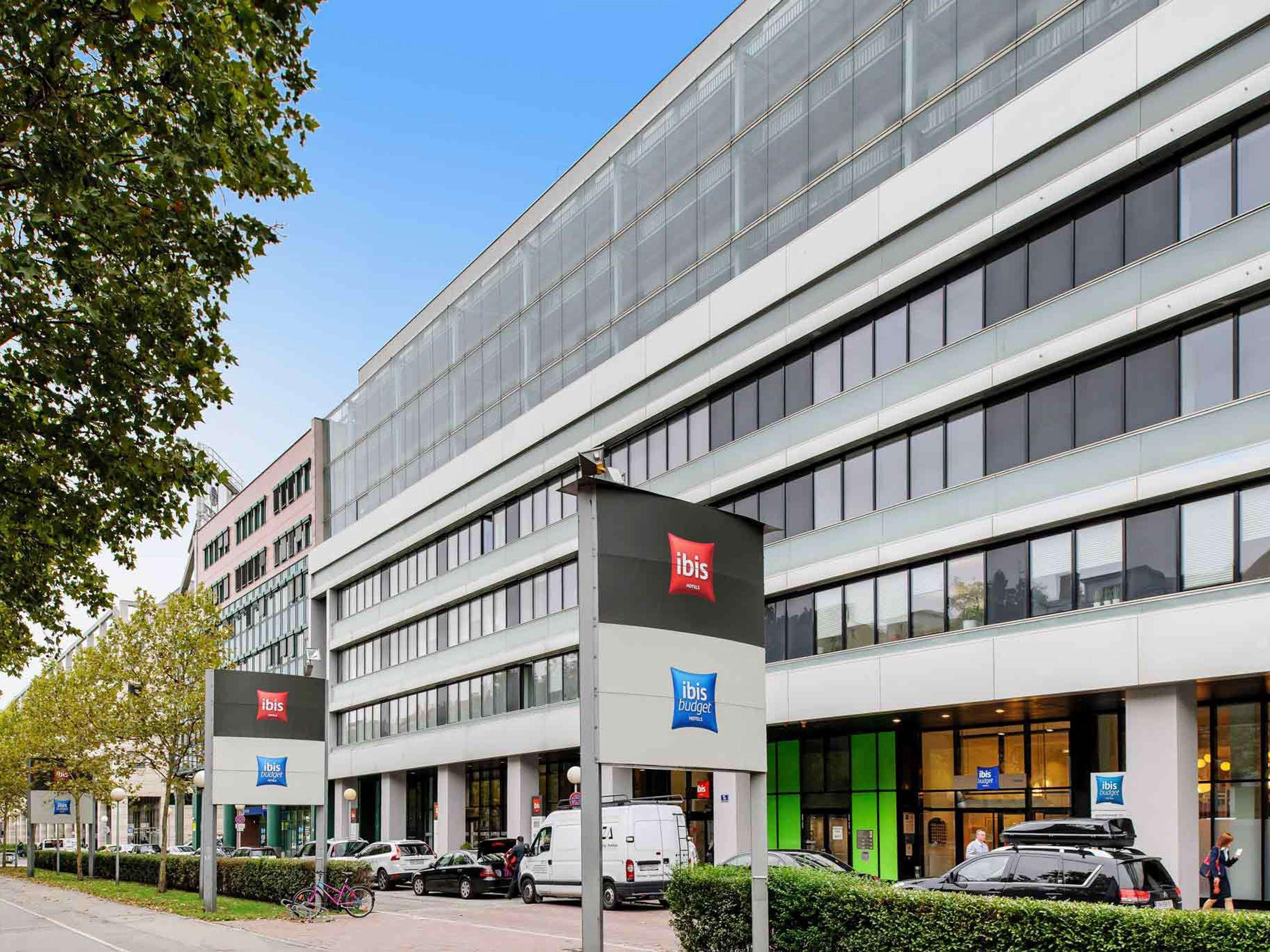 Vista Exterior ibis budget Wien Messe