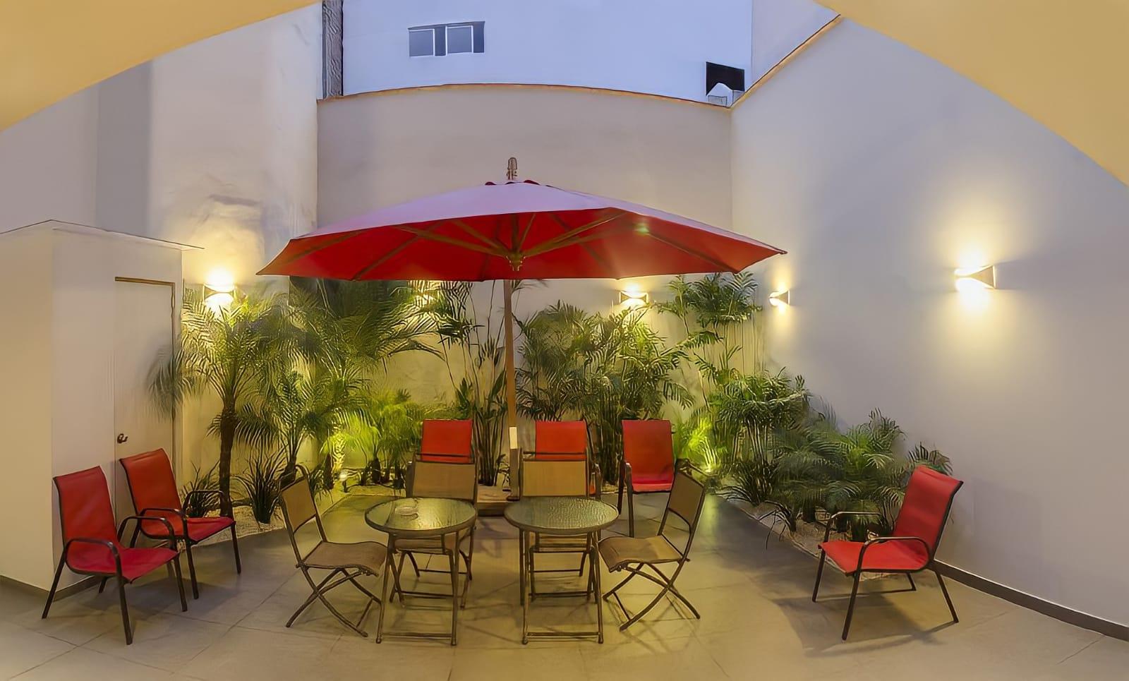 Instalaciones Recreativas Sm Hotel And Business