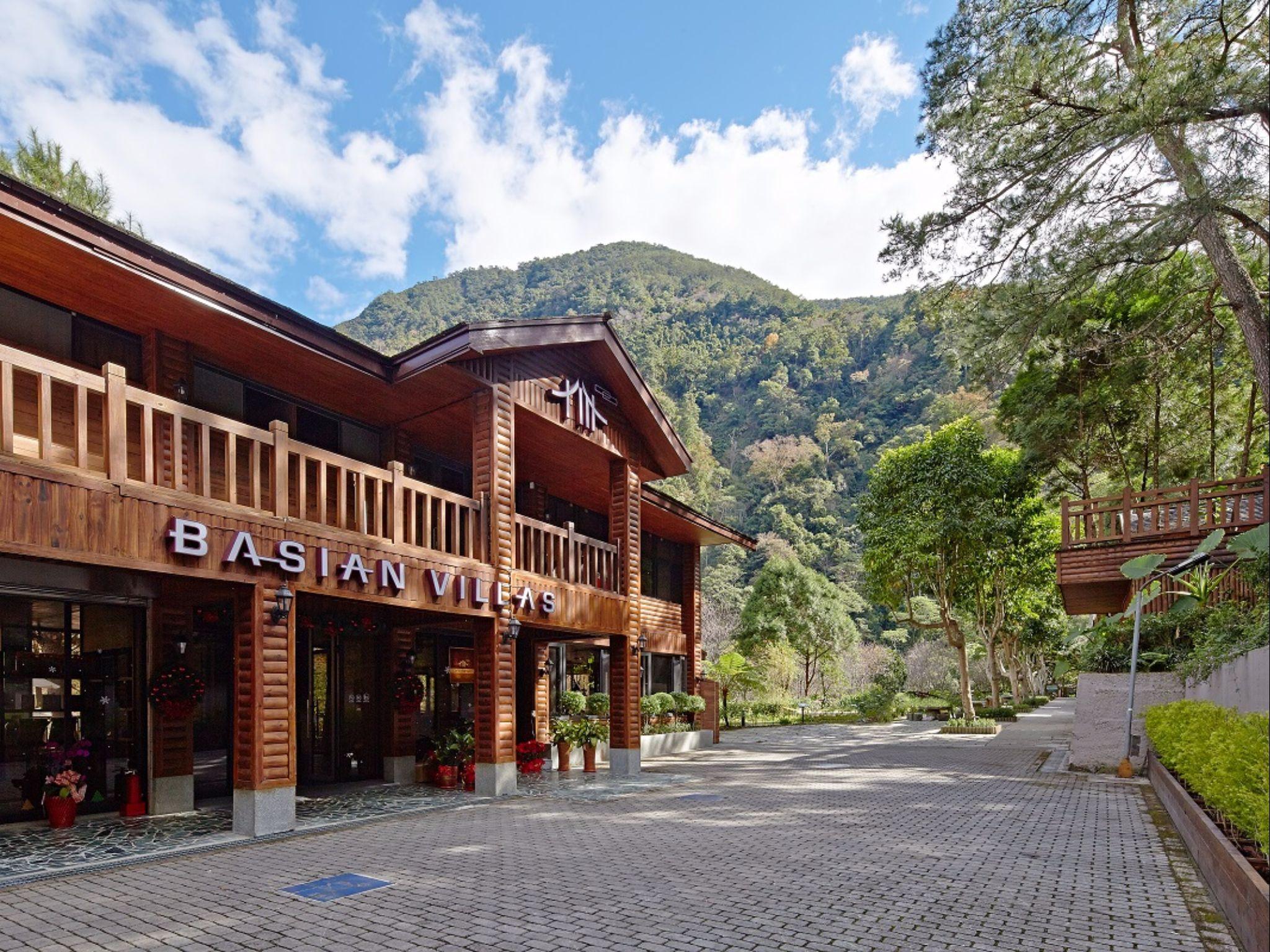 Vista Exterior Hung's Mansion Basian Villas