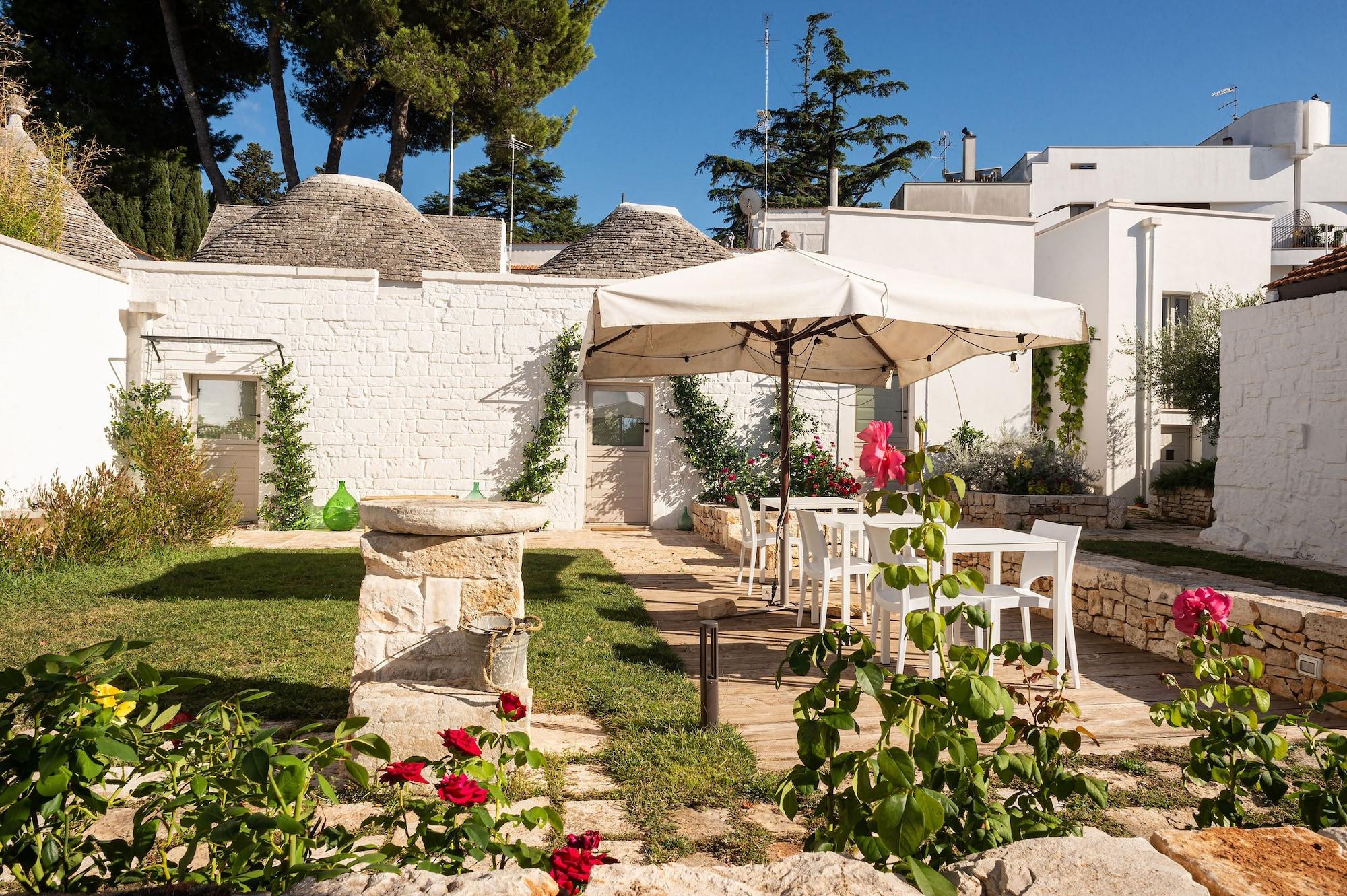 Varios Trulli in corte