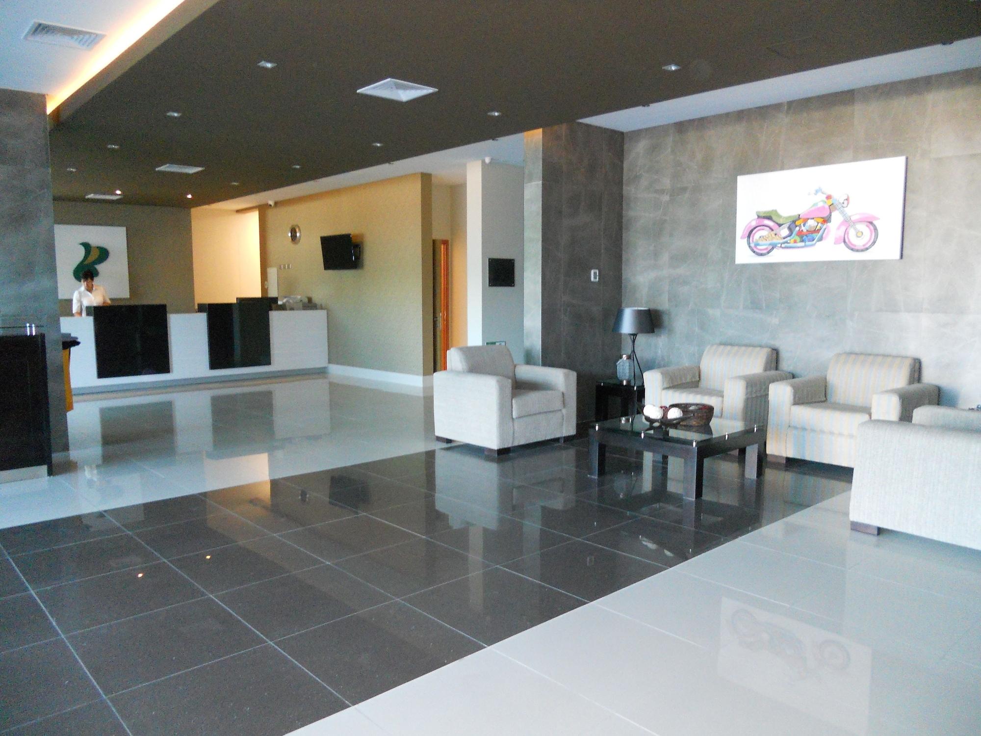 Vista Lobby Hotel Diego de Almagro Chillán