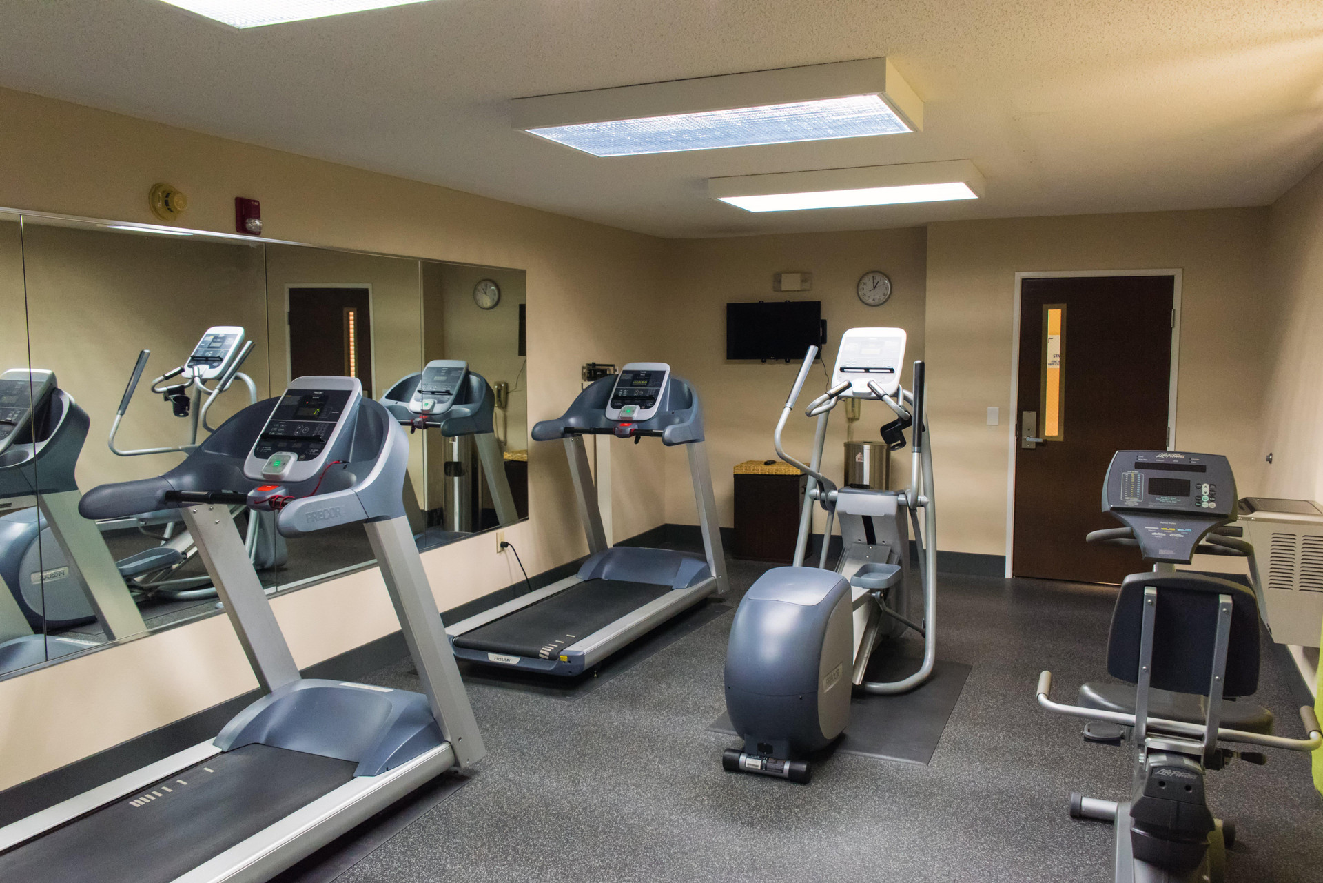 Instalaciones Recreativas Holiday Inn Express and Suites Kinston