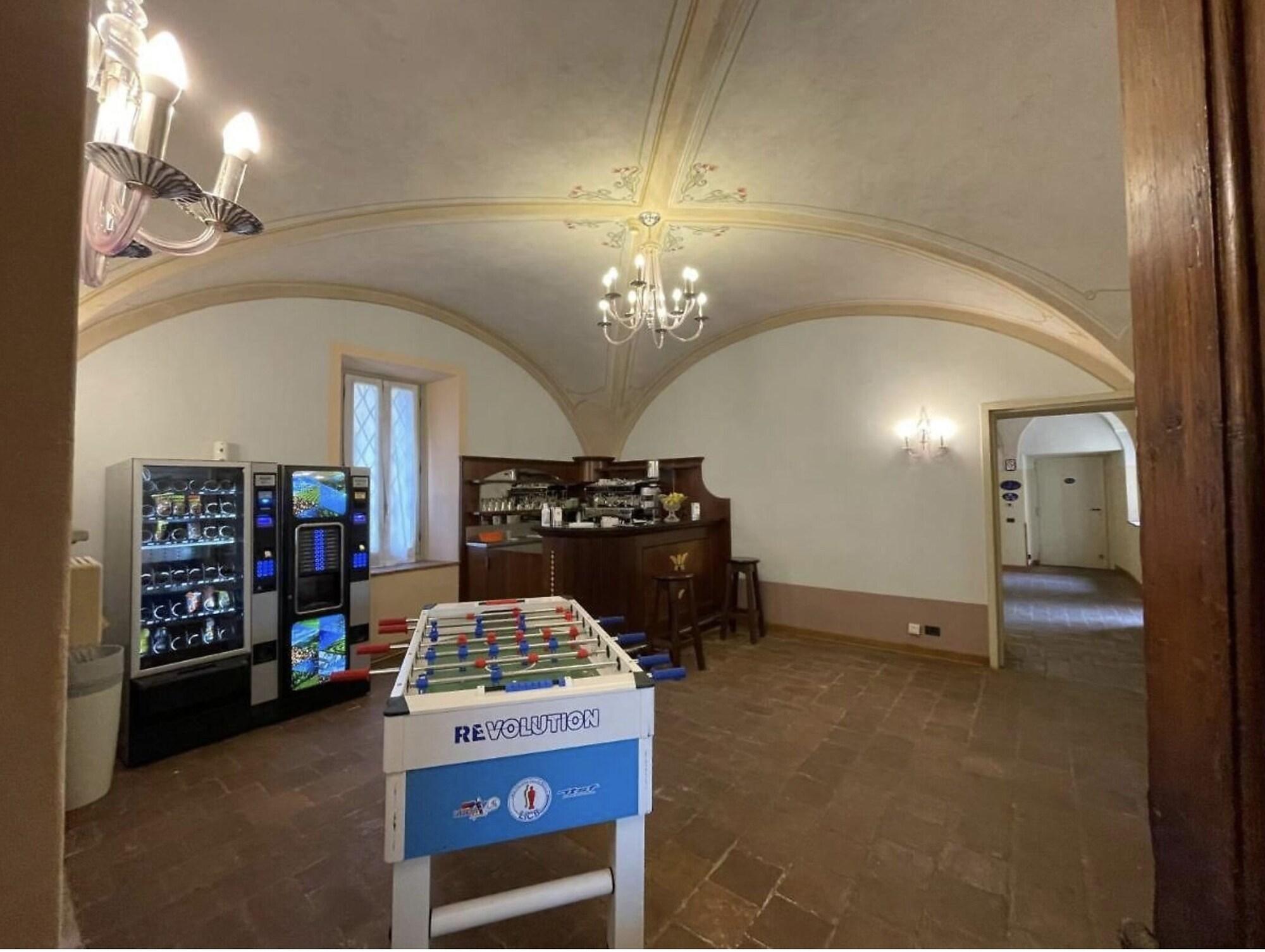 Bar/Salón Bes Hotel La Muratella