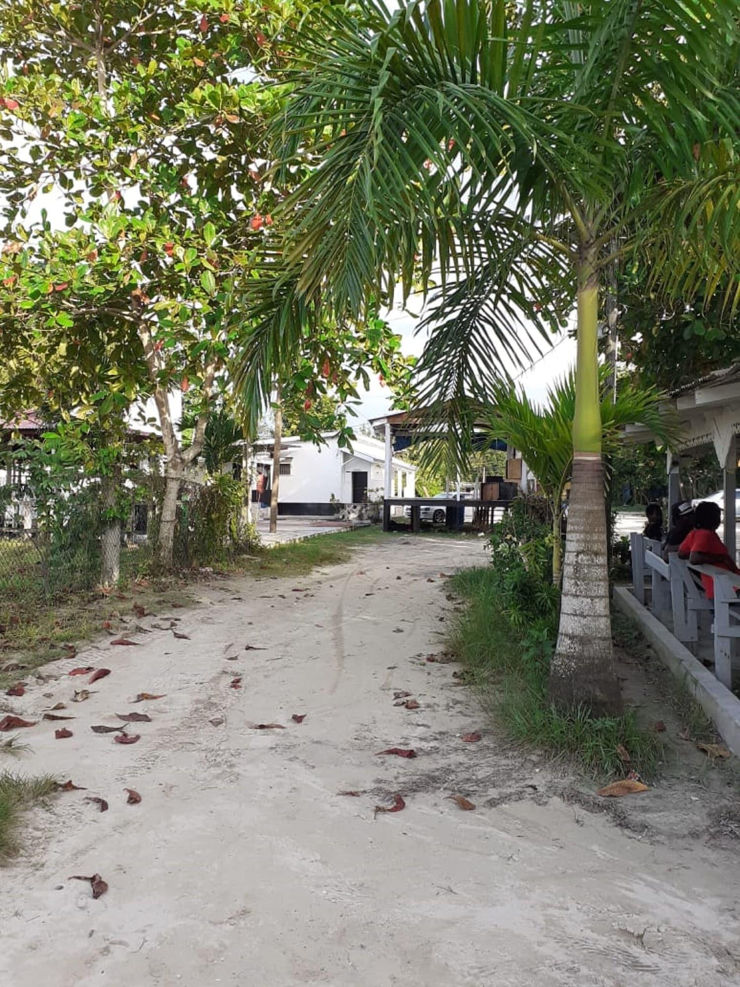 Playa Drifters at One Mile - Hostel