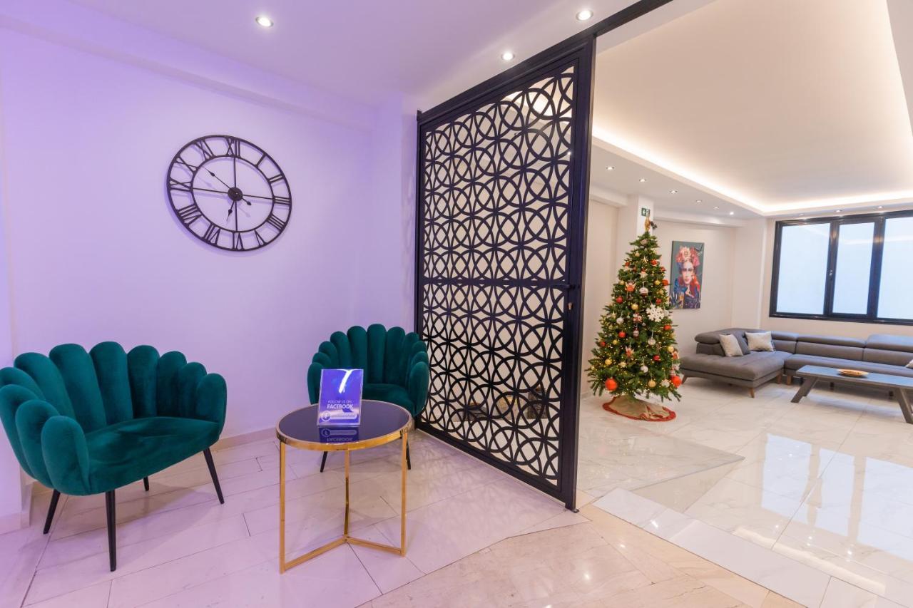 Vista Lobby Evita Asty