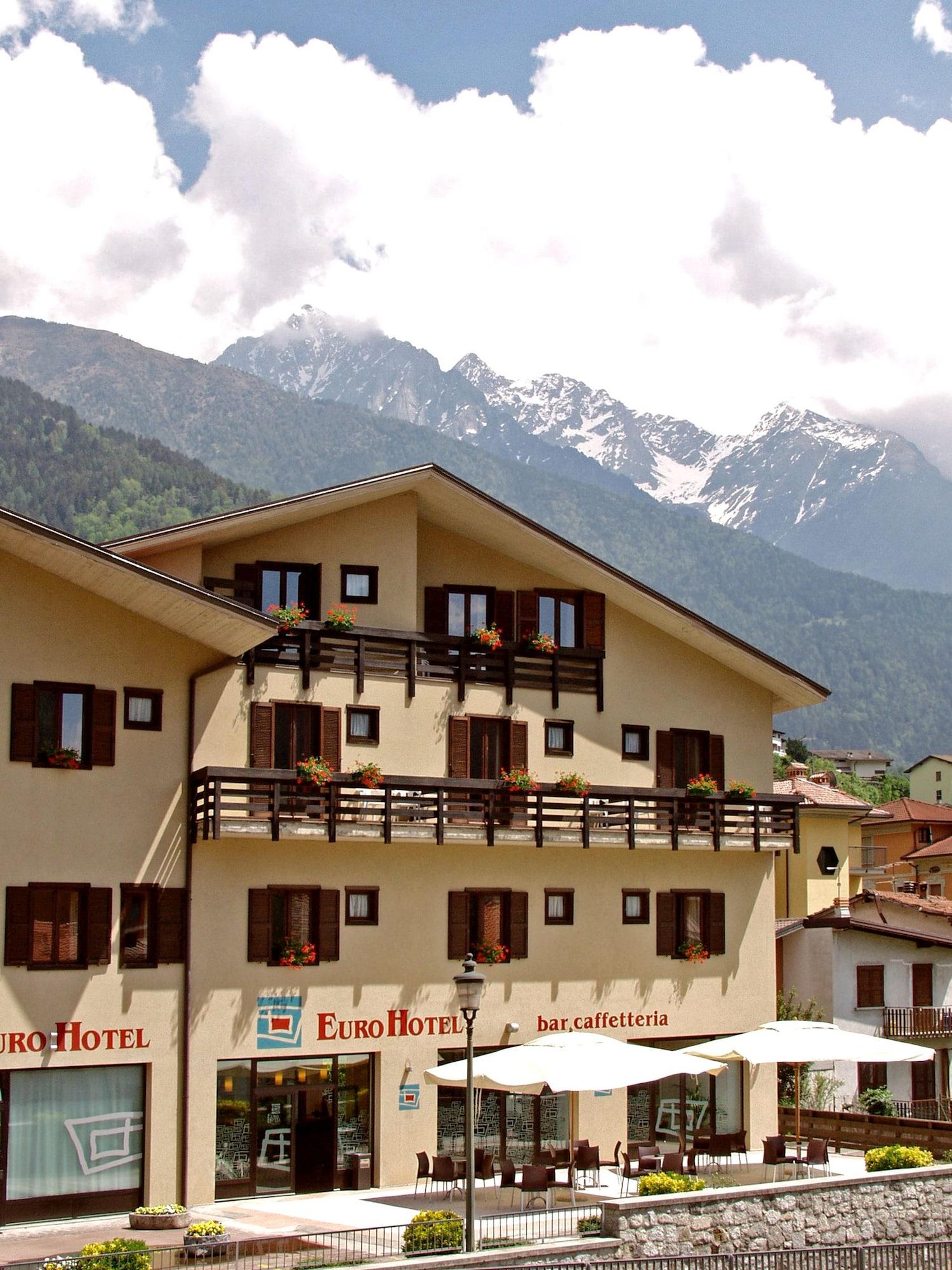 Vista Exterior Euro Hotel