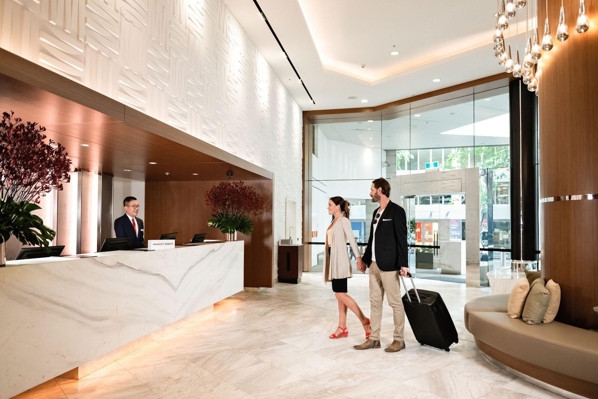 Vista Lobby Sydney Harbour Marriott Hotel at Circular Quay