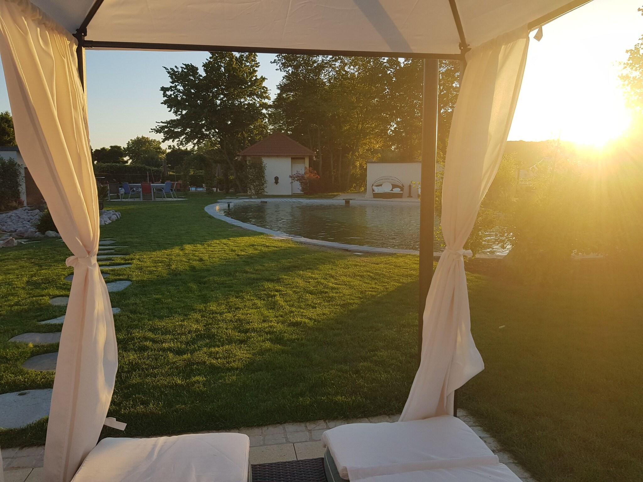 Vista Exterior Hotel du Domaine de La Grange de Conde