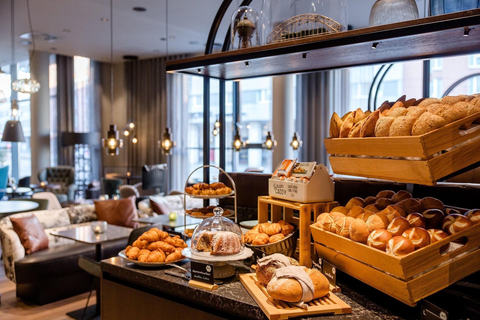 Restaurant Motel One Nürnberg - City