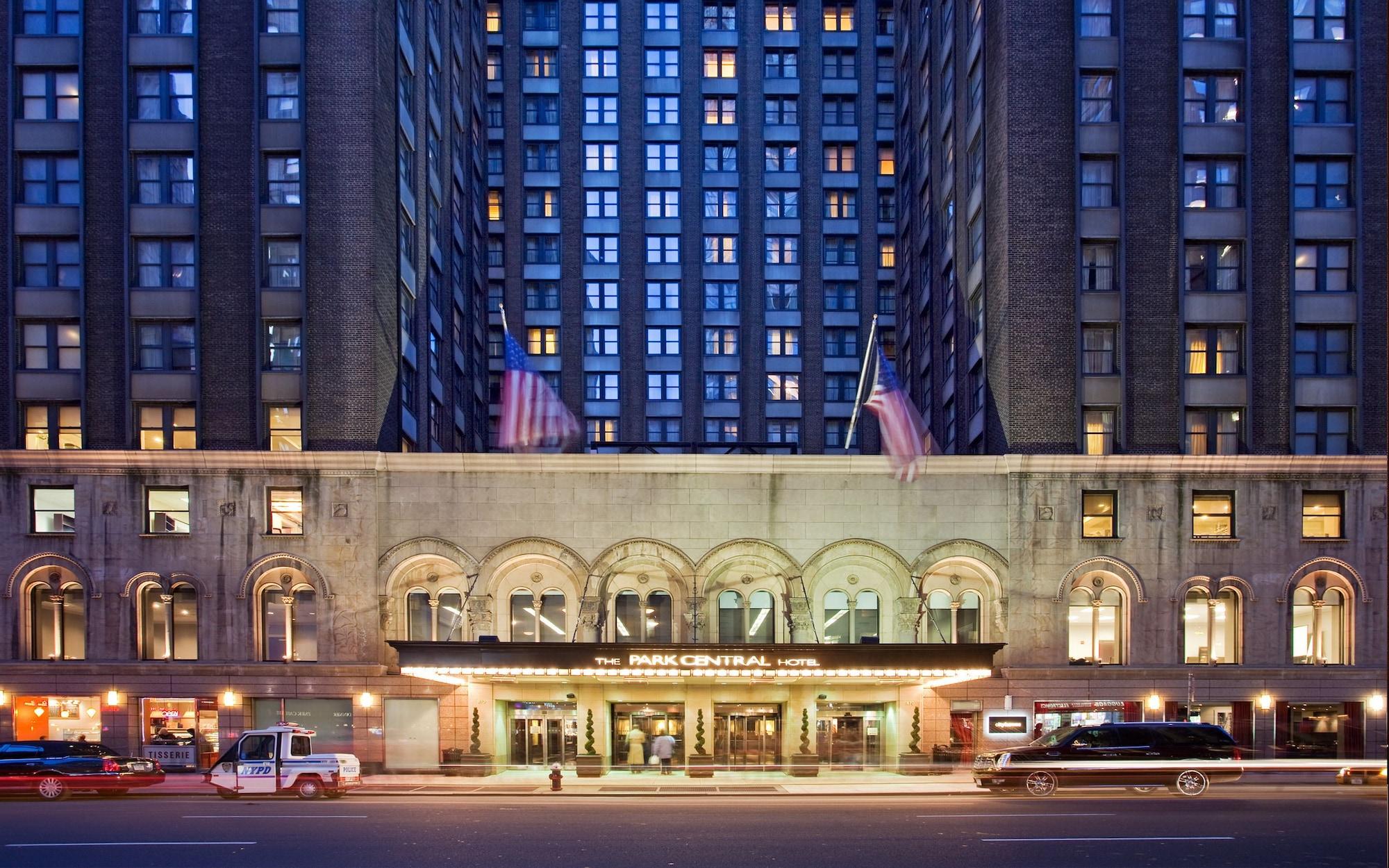 Vista Exterior Park Central Hotel New York