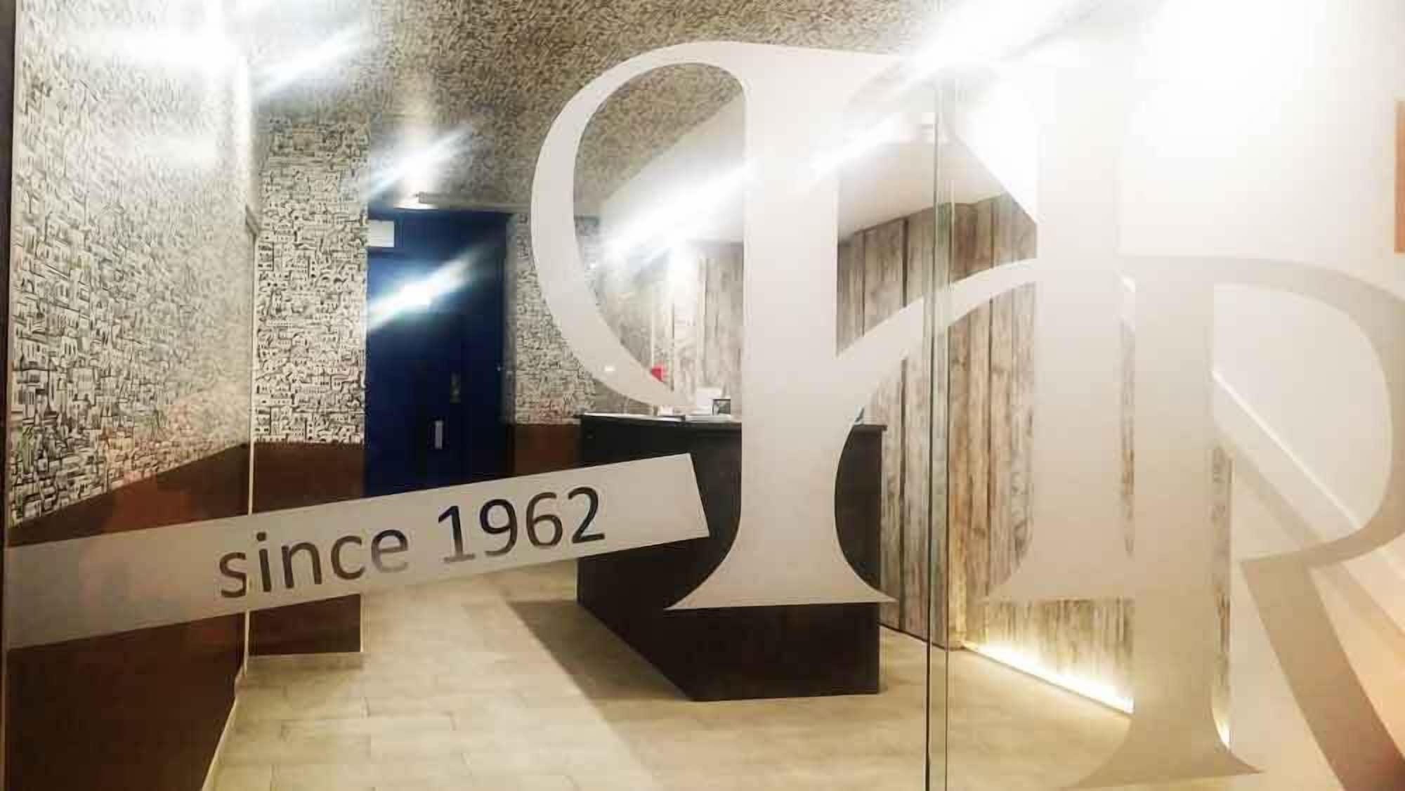 Vista Exterior Hostal Ribas