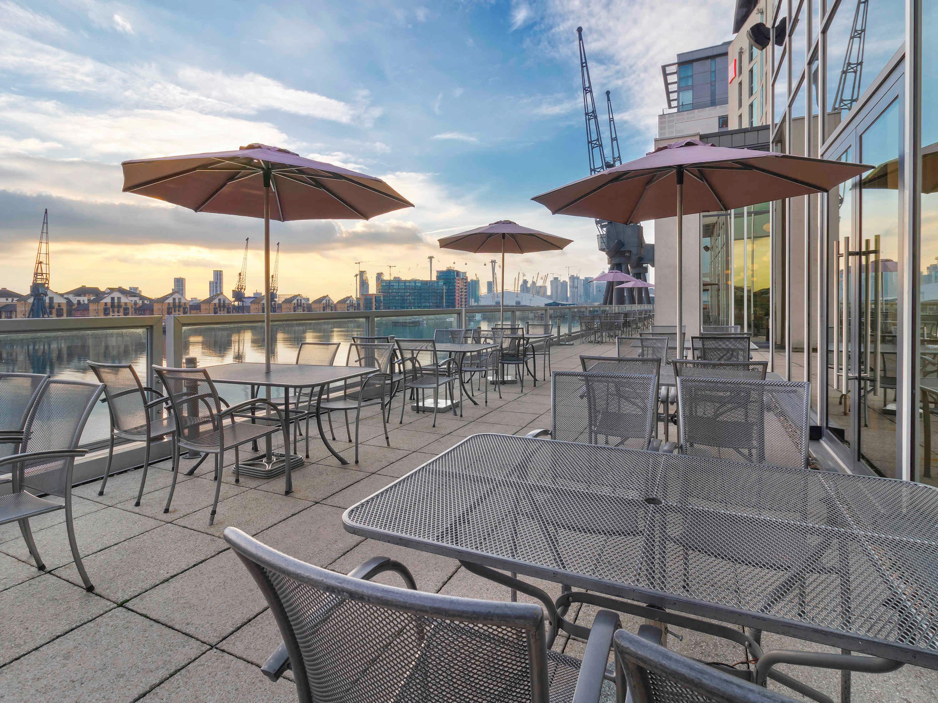 Vista Exterior Novotel London ExCeL
